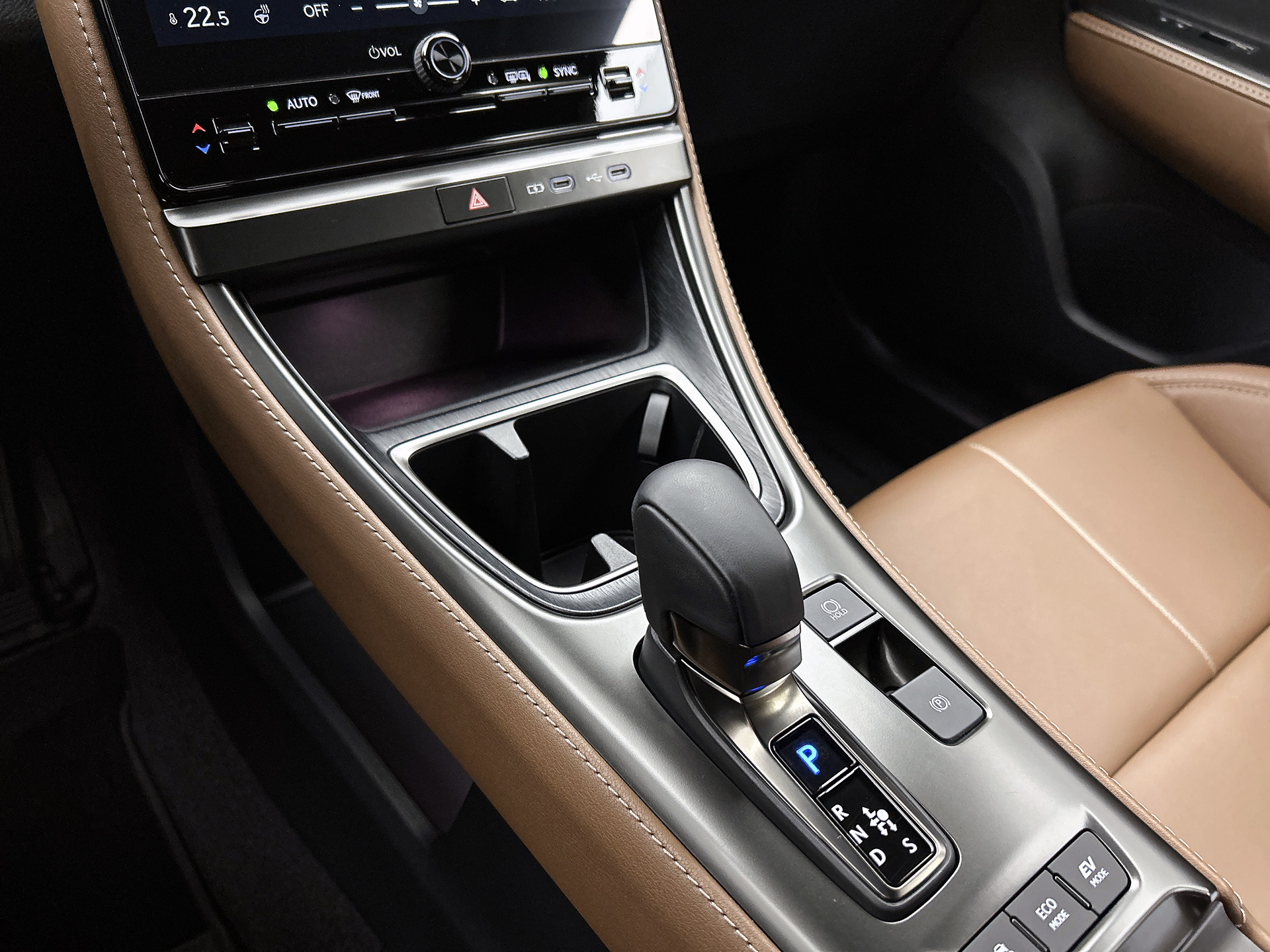Foto van Lexus Lexus LBX