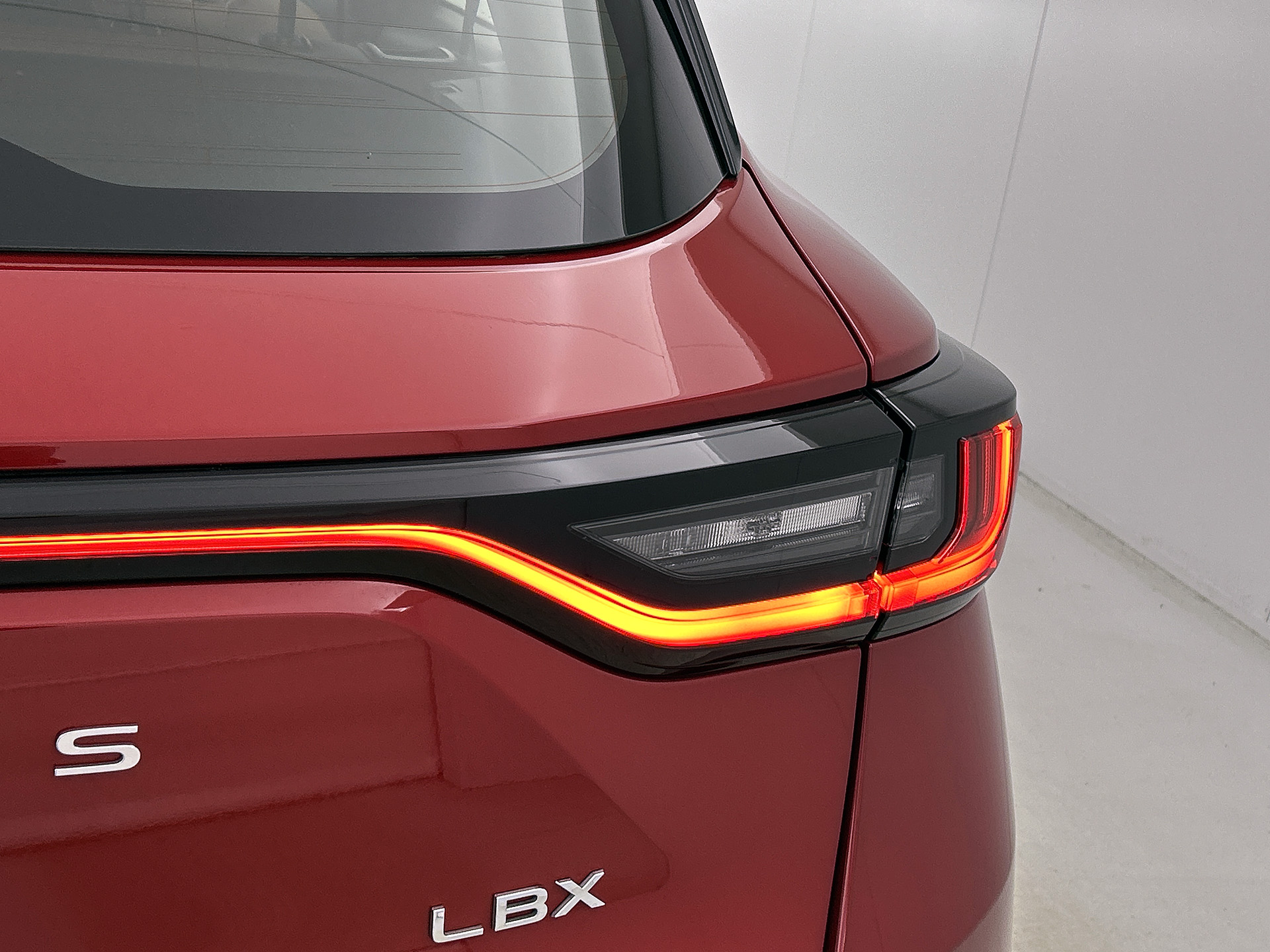 Foto van Lexus Lexus LBX