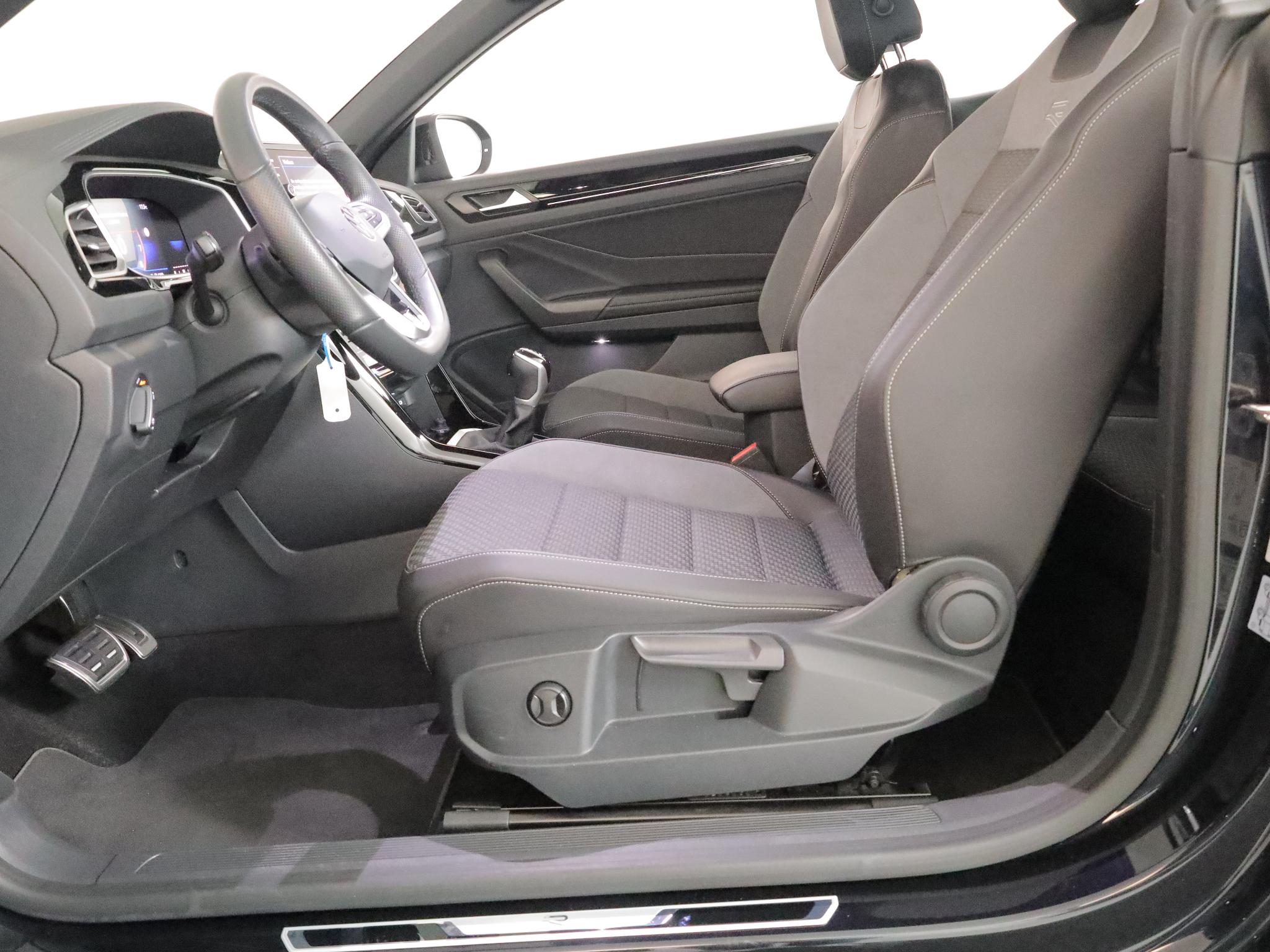 Foto van Volkswagen T-roc Cabrio