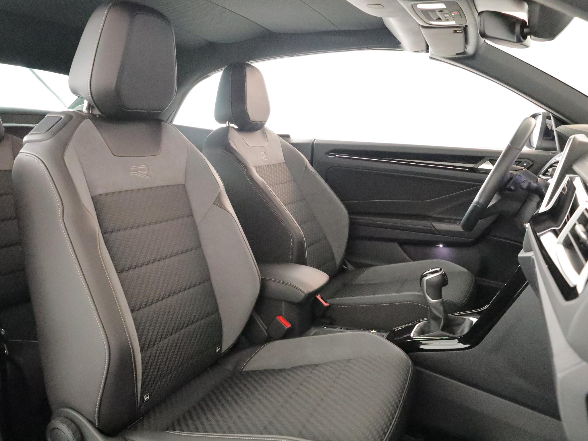 Foto van Volkswagen T-roc Cabrio