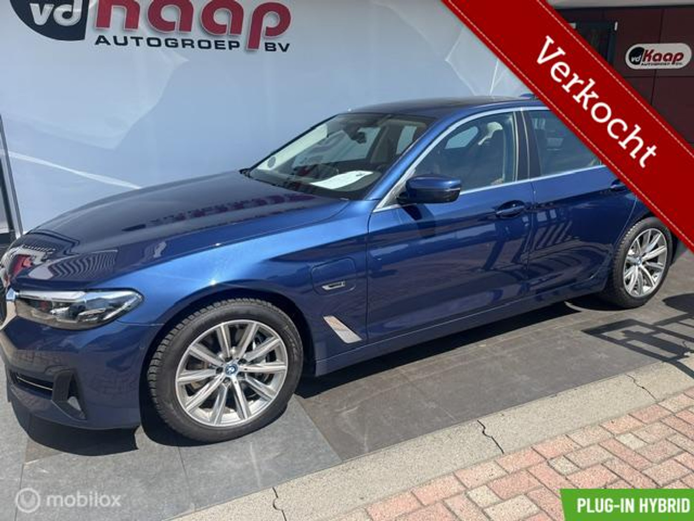 BMW 5-serie 545e xDrive High Executive 2021 - voorkant