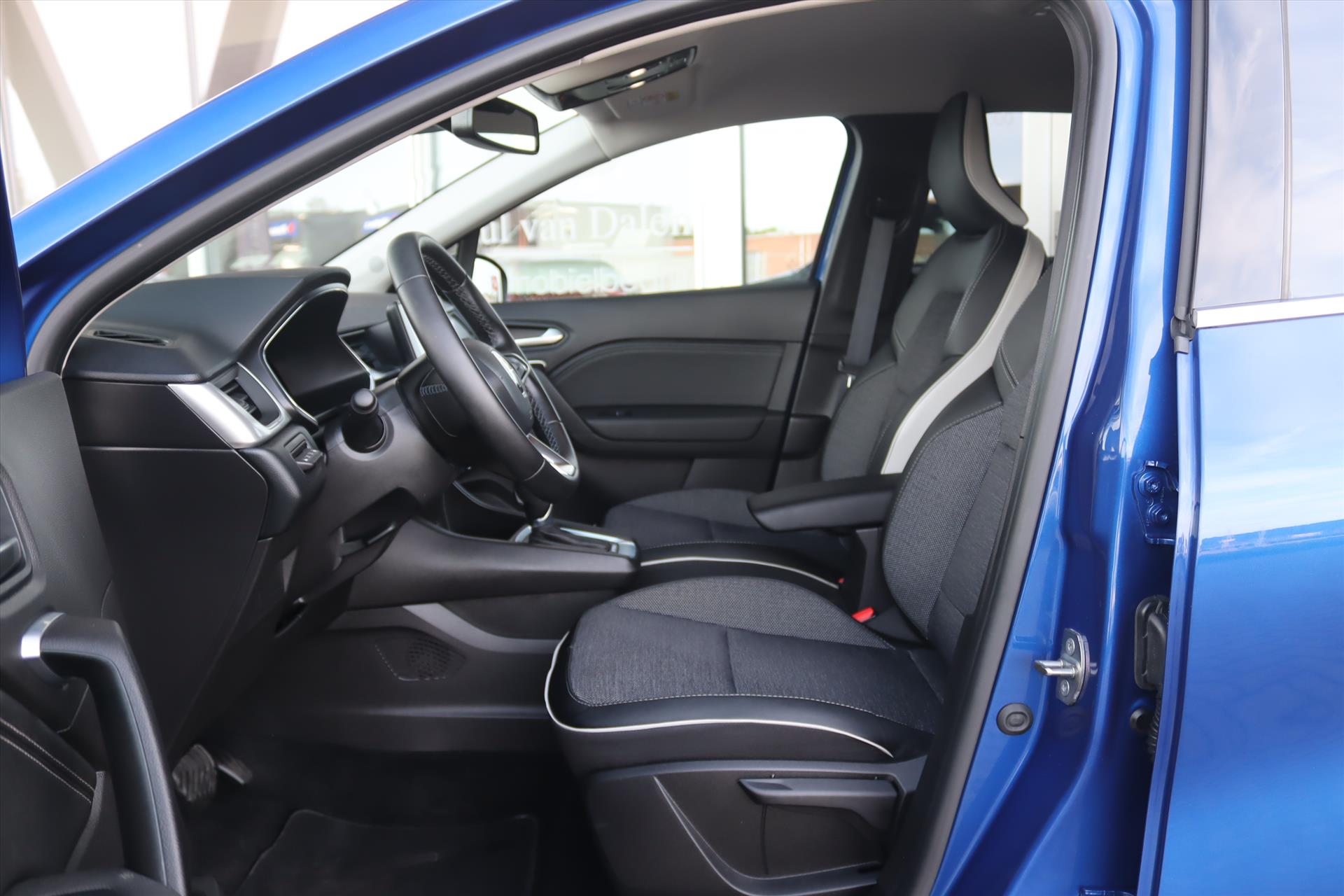 Foto van Renault Captur (e-tech Plug-in Hybrid)