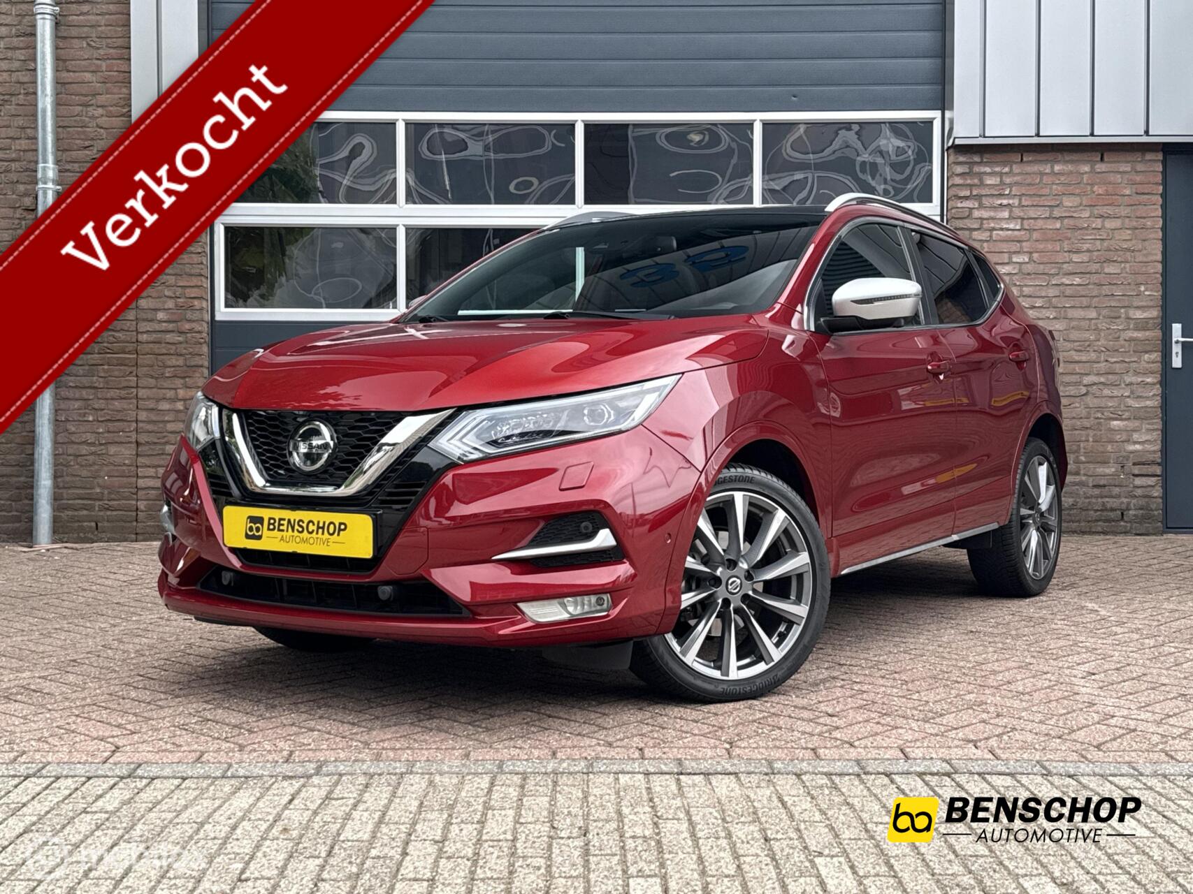 Nissan Qashqai 1.3 DIG-T Tekna + Panodak Leer Navi 360 Camera Radar Cruise Control 2020 - voorkant