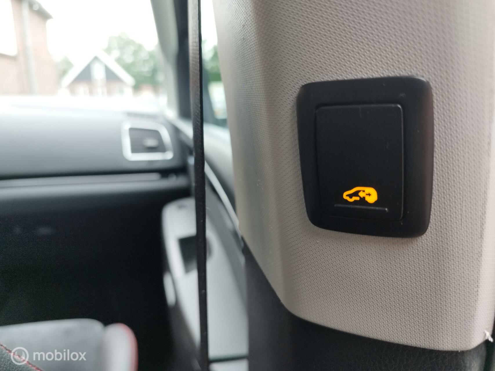 Foto van Seat Alhambra