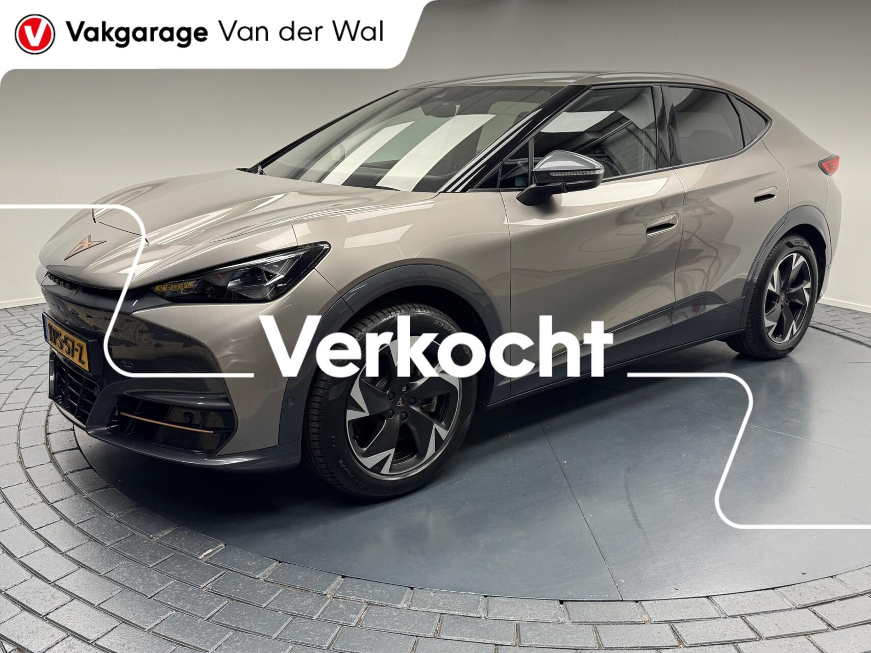 Cupra Tavascan Essential 82 kWh 286PK Automaat-Navigatie-Adapt.Cr.contr-Clima-Camera-Carplay-Parkeersensoren-Stoelverwarming-Lm19''velgen-Ect 2024 - voorkant
