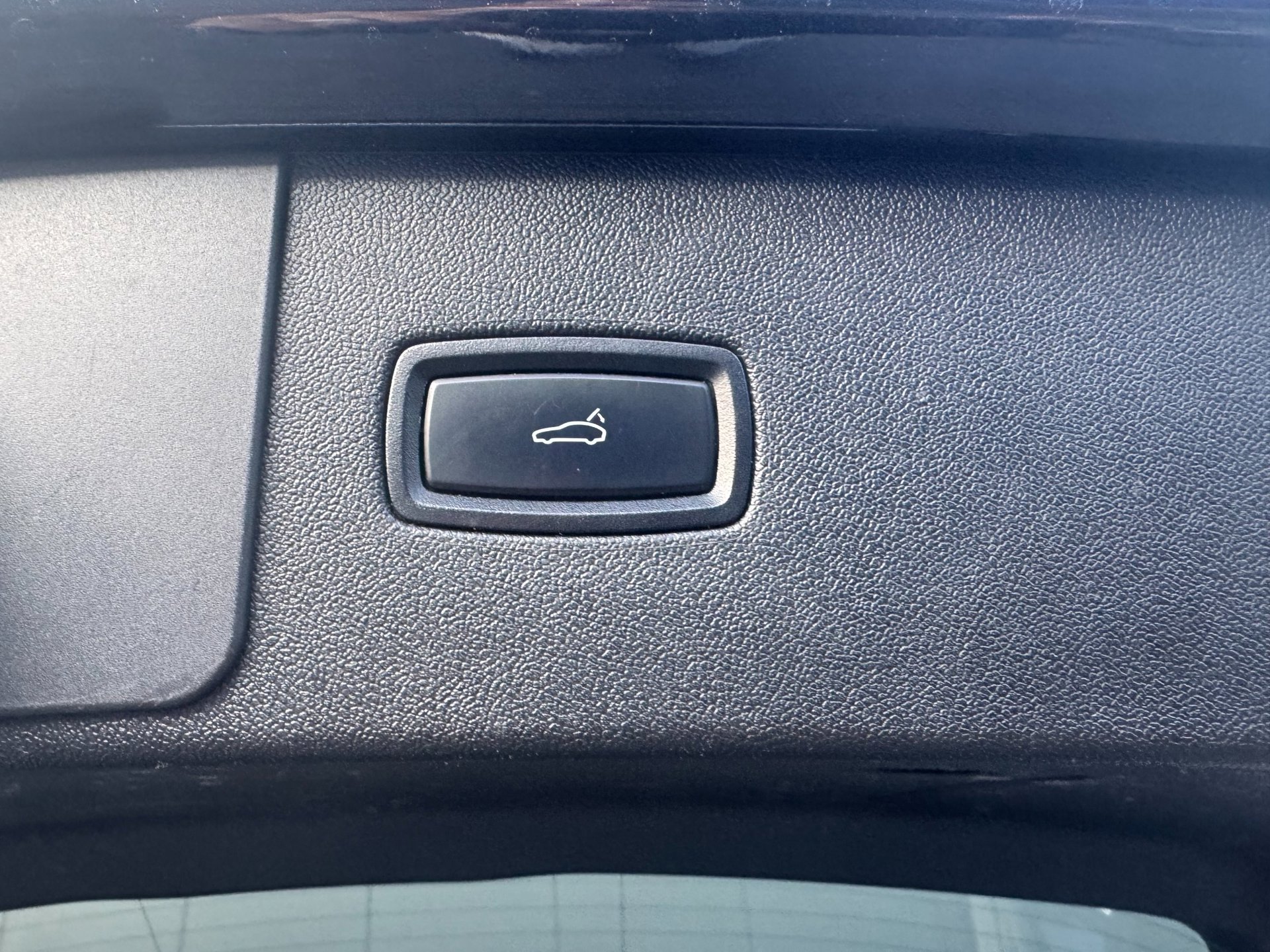 Foto van Porsche Cayenne E-hybrid