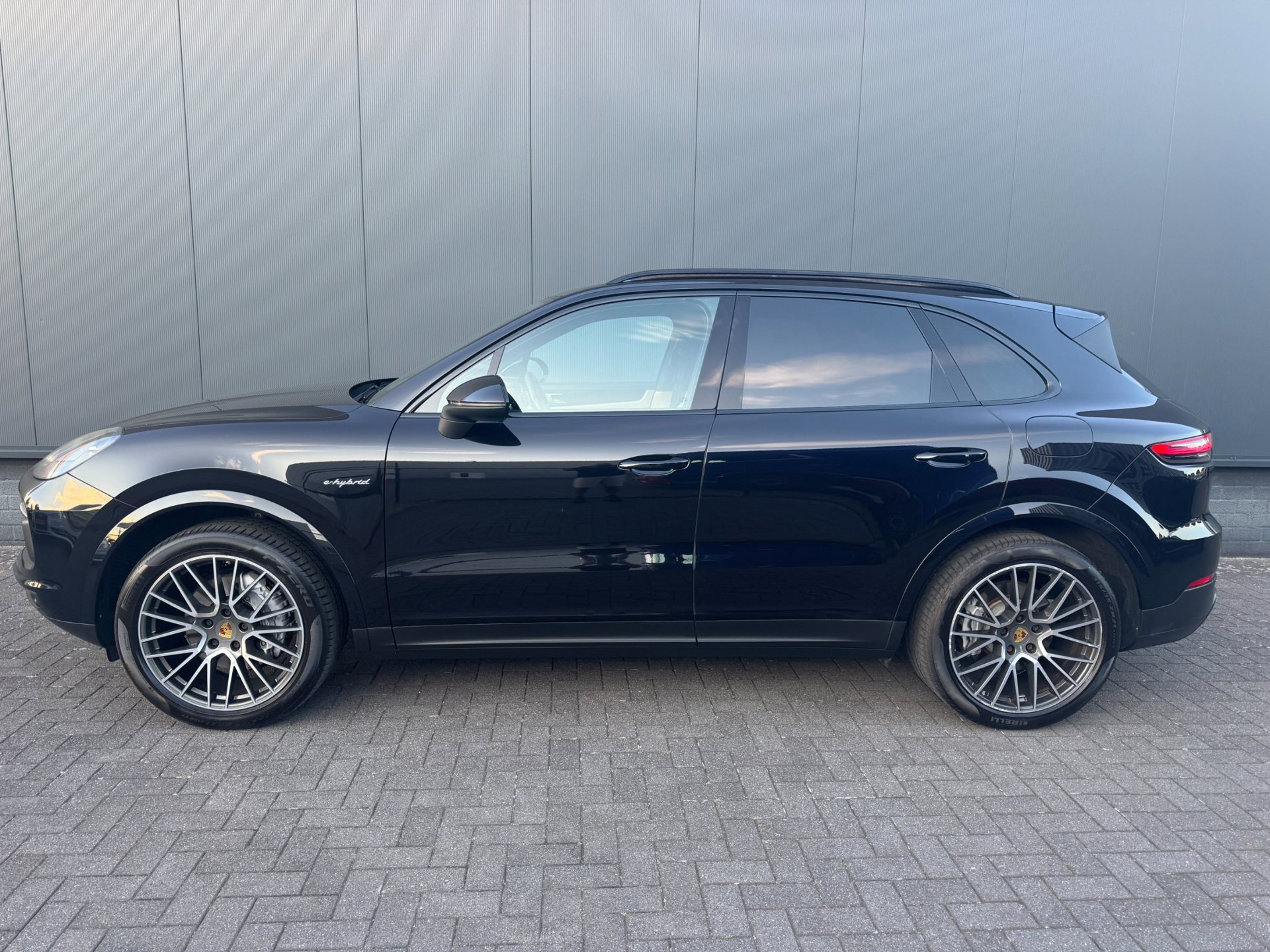 Foto van Porsche Cayenne E-hybrid