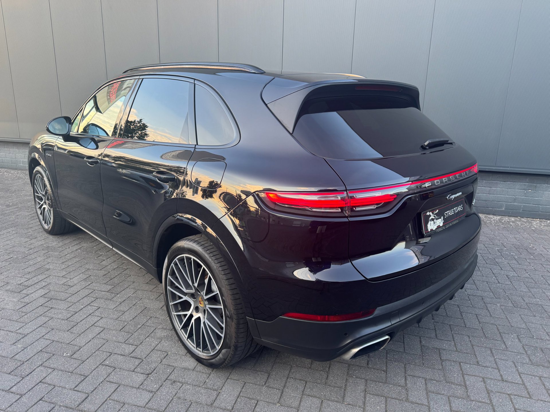 Foto van Porsche Cayenne E-hybrid