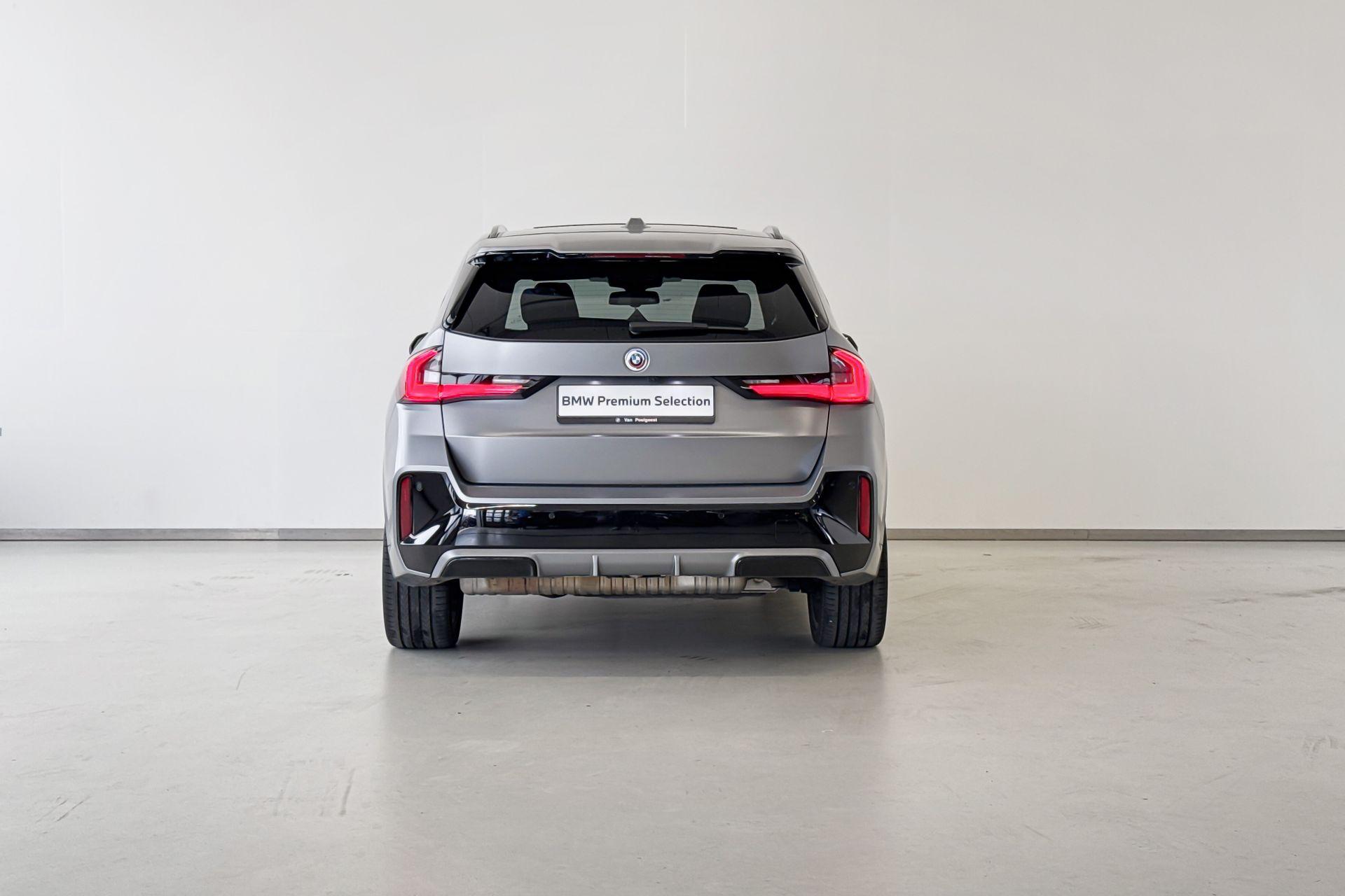 Foto van BMW X1 Xdrive30e