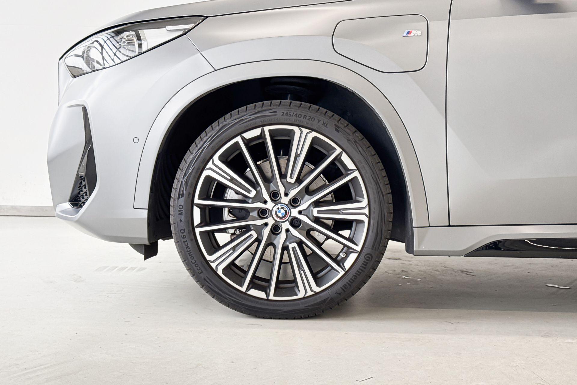 Foto van BMW X1 Xdrive30e