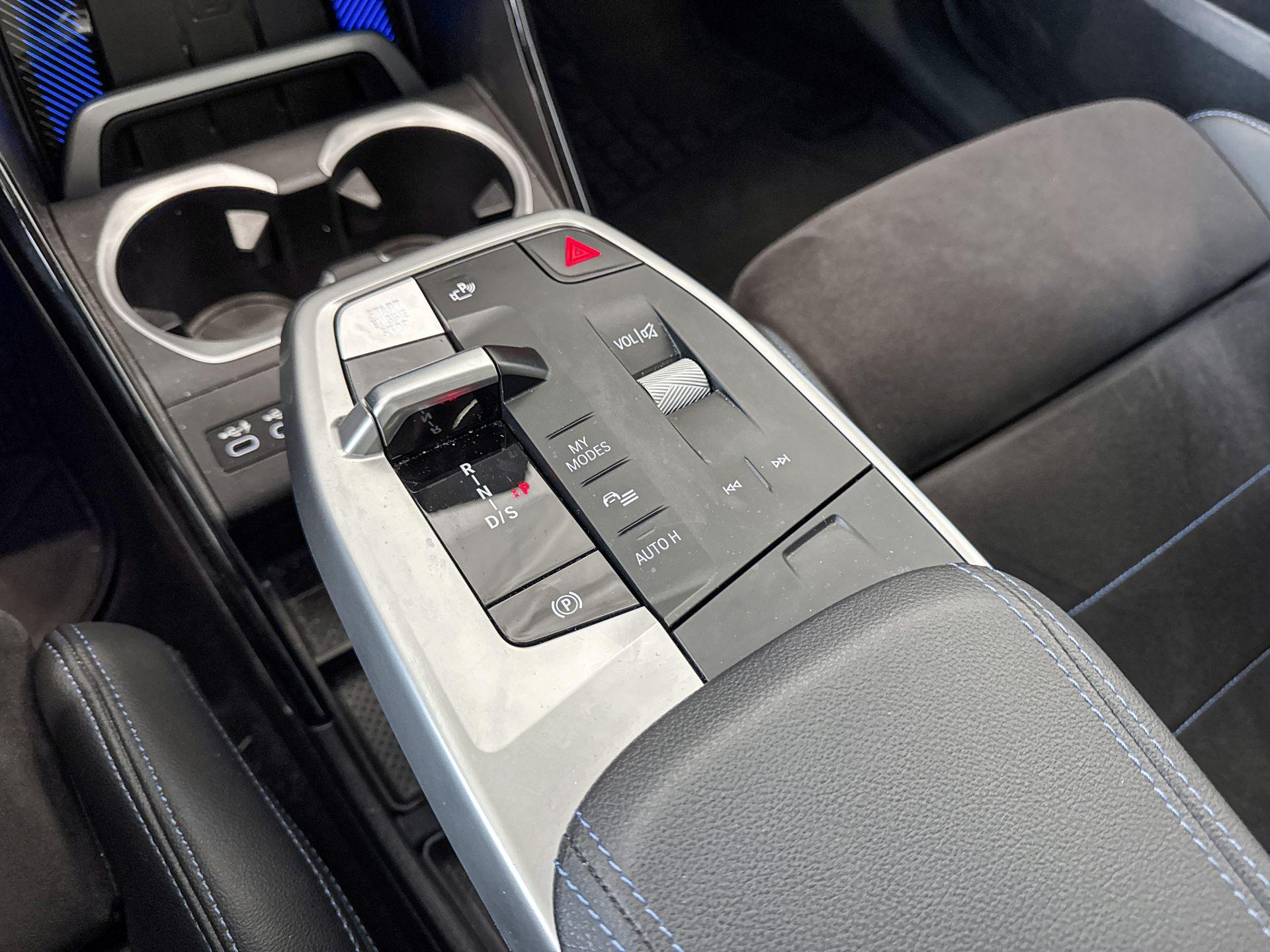 Foto van BMW X1 Xdrive30e