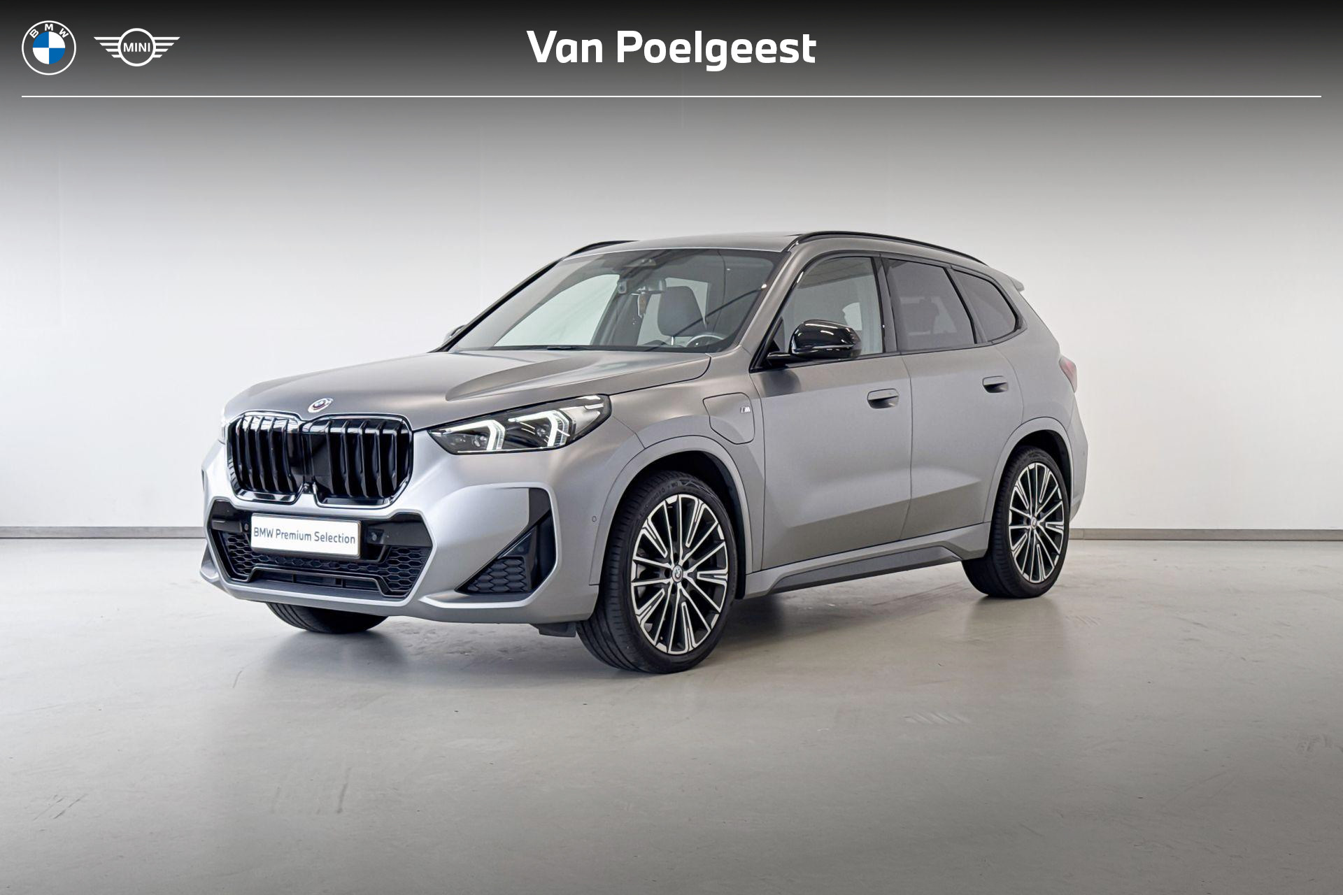 BMW X1 Xdrive30e xDrive30e Innovation Pack M Sportpakket Individual 2023 - voorkant