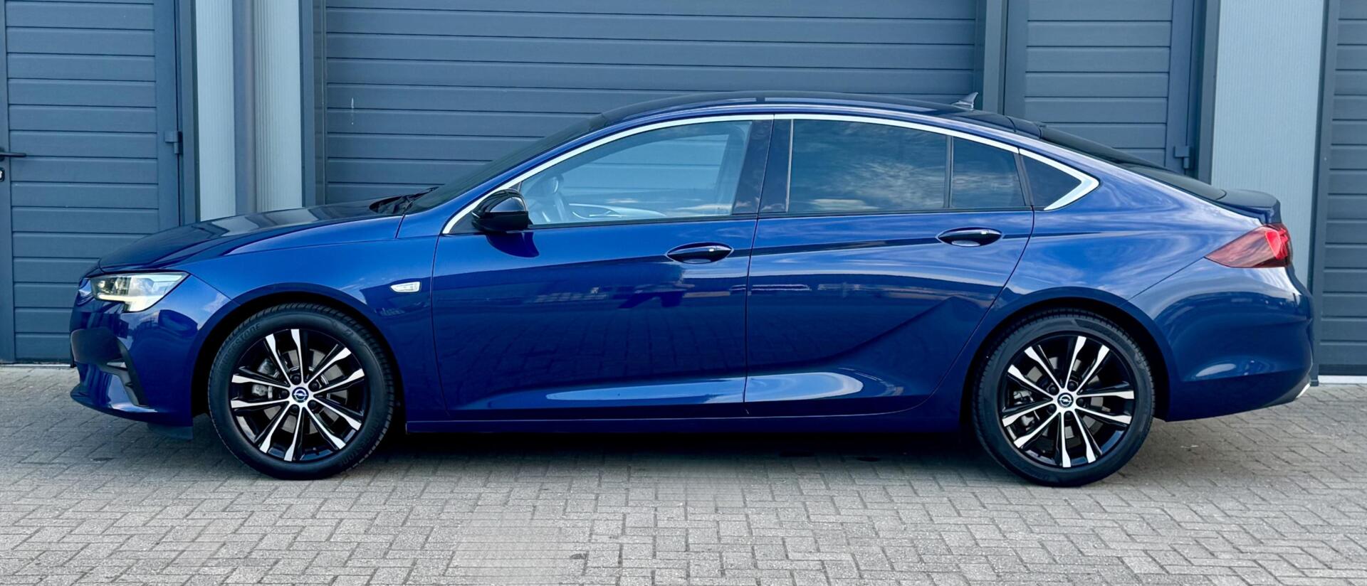 Foto van Opel Insignia Grand Sport
