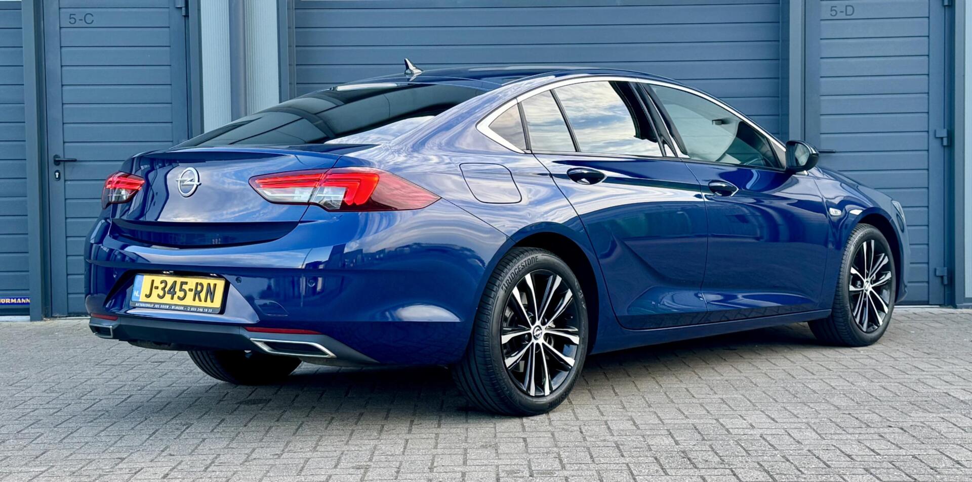 Foto van Opel Insignia Grand Sport