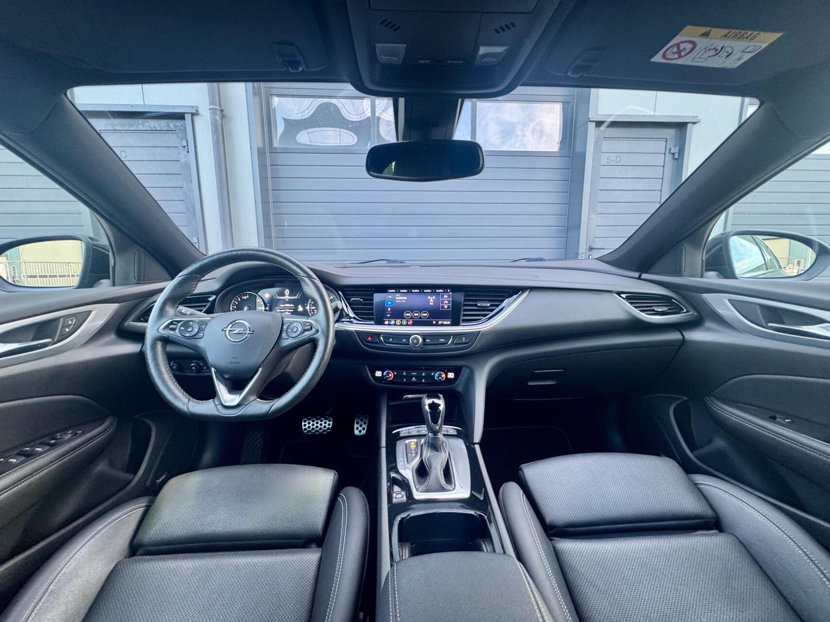 Foto van Opel Insignia Grand Sport