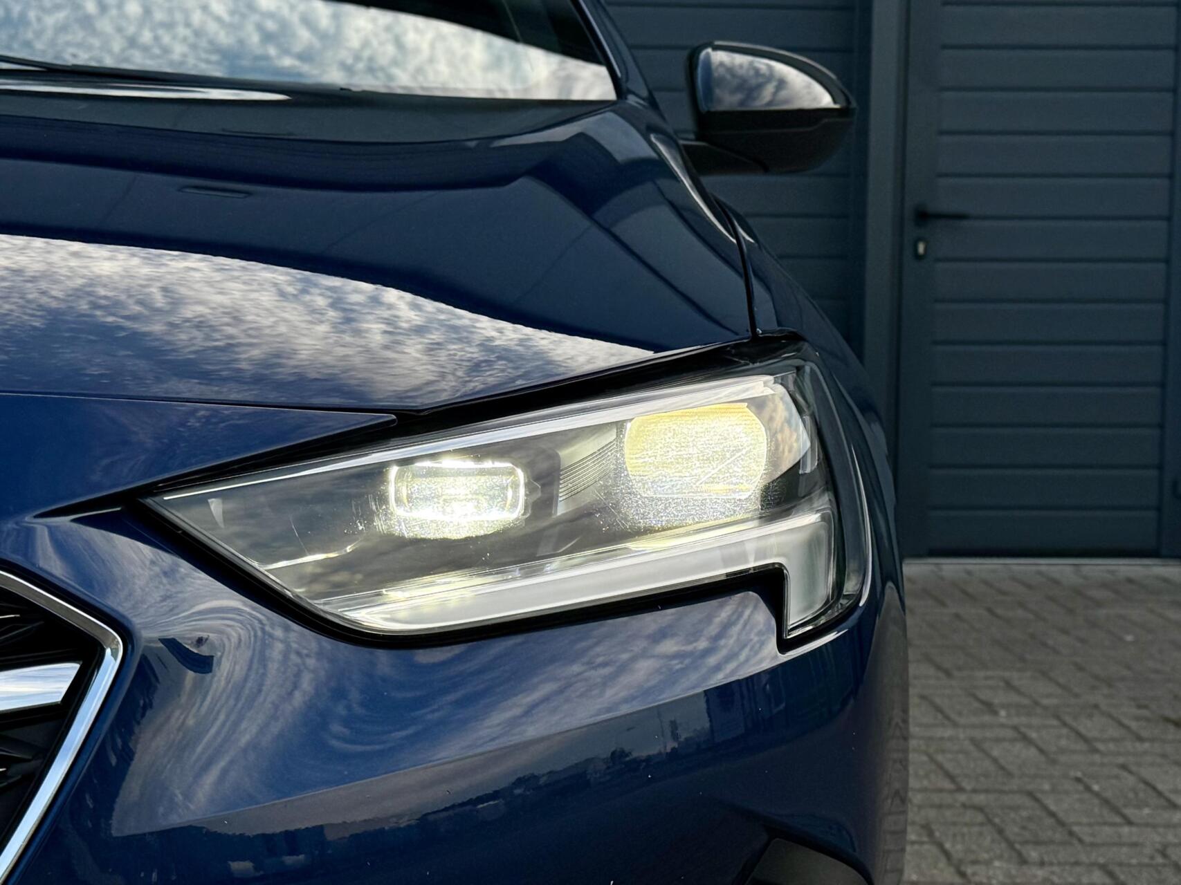 Foto van Opel Insignia Grand Sport