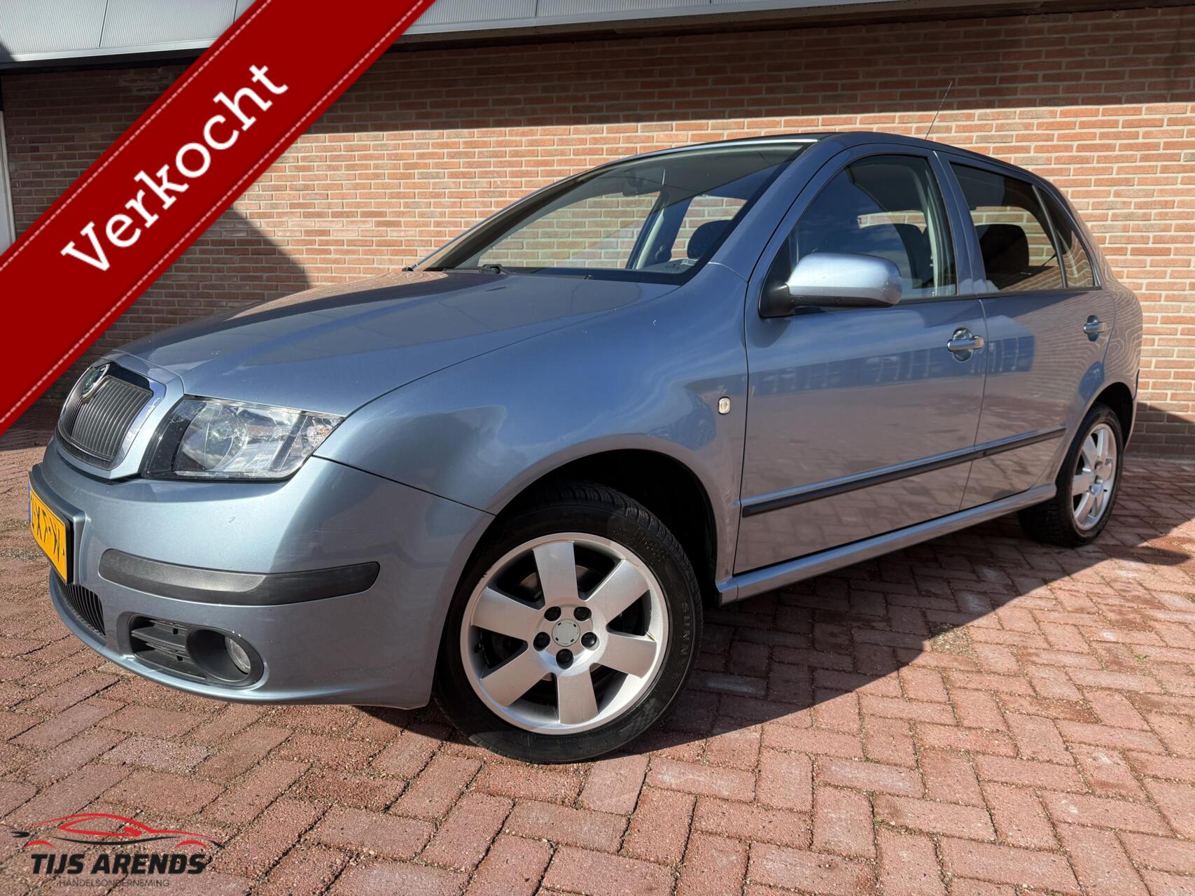 Skoda Fabia 1.4-16V Elegance|AIRCO|CRUISE|ELEK PAKK|TREKHAAK 2007 - voorkant