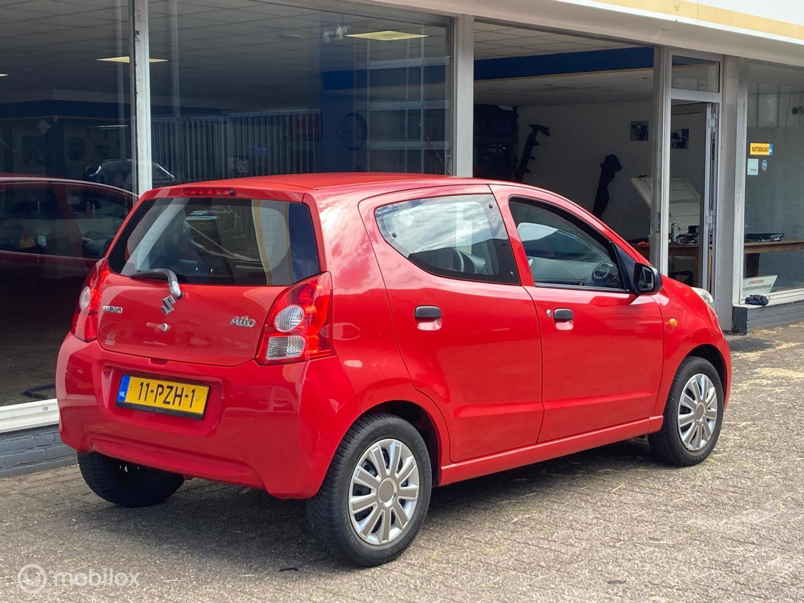 Foto van Suzuki Alto