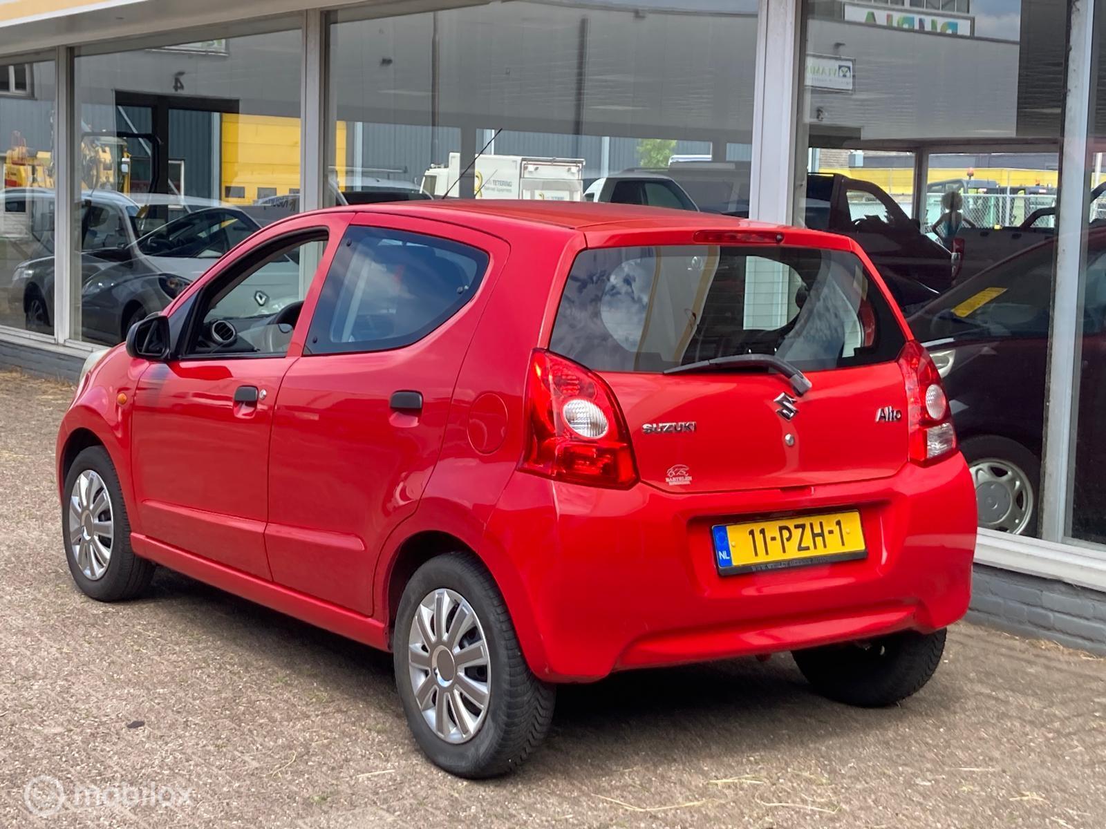 Foto van Suzuki Alto