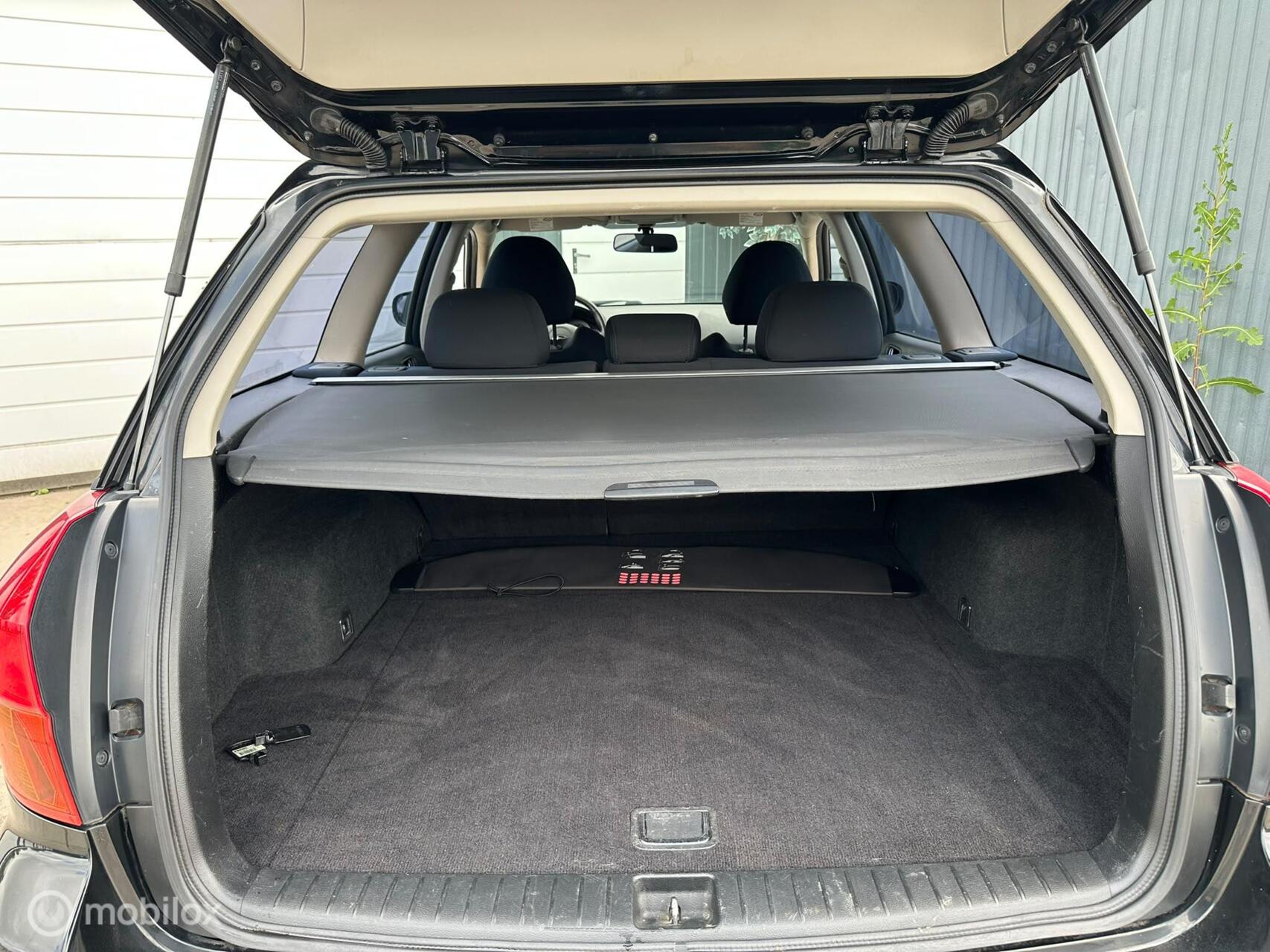 Foto van Subaru Legacy