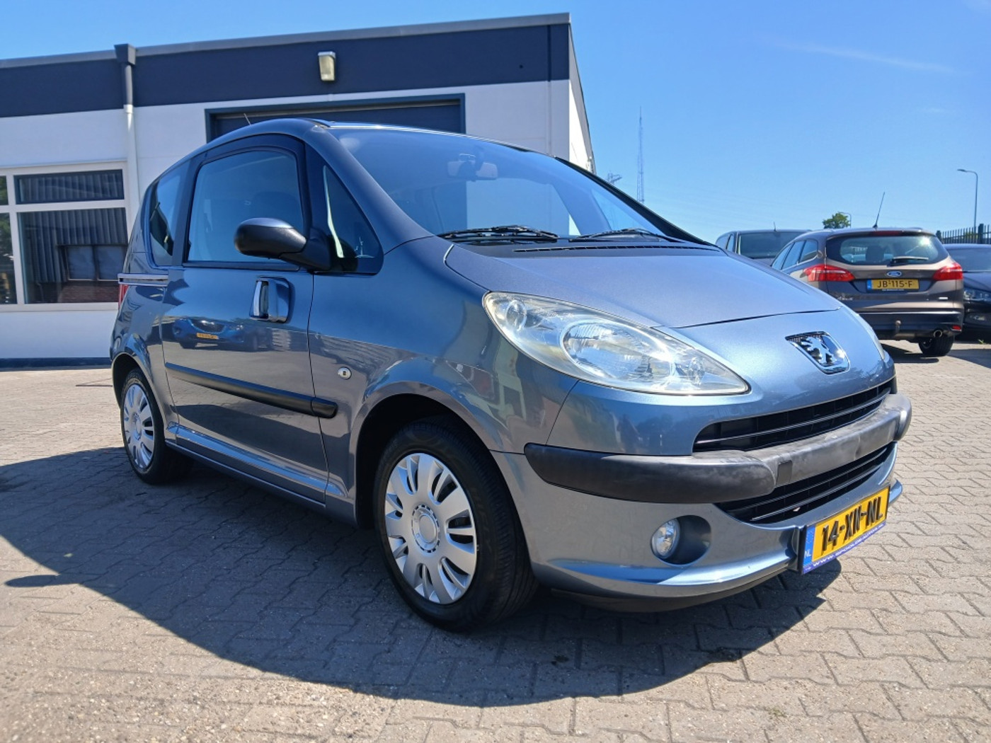 Peugeot 1007 1.4 Gentry 2007 - voorkant