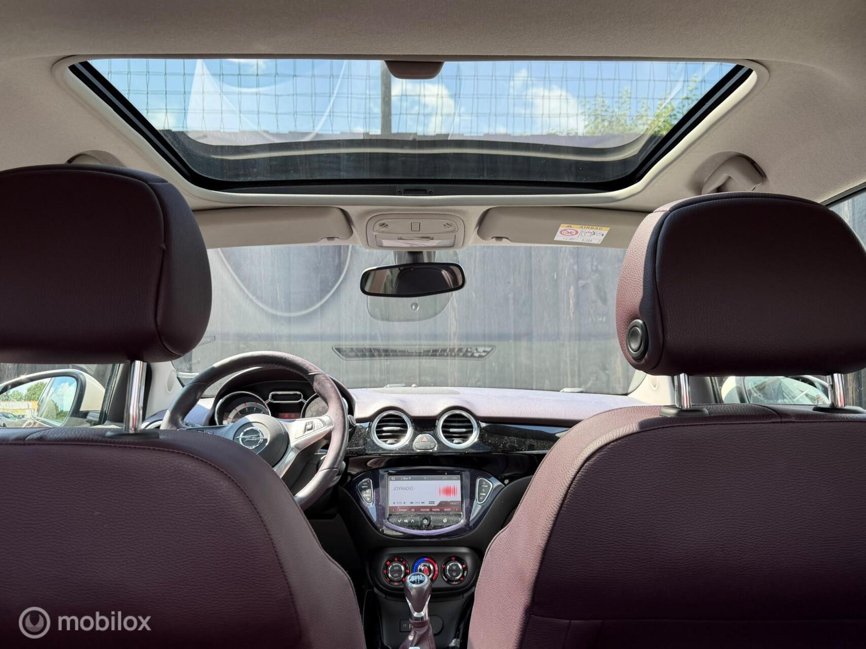 Foto van Opel Adam