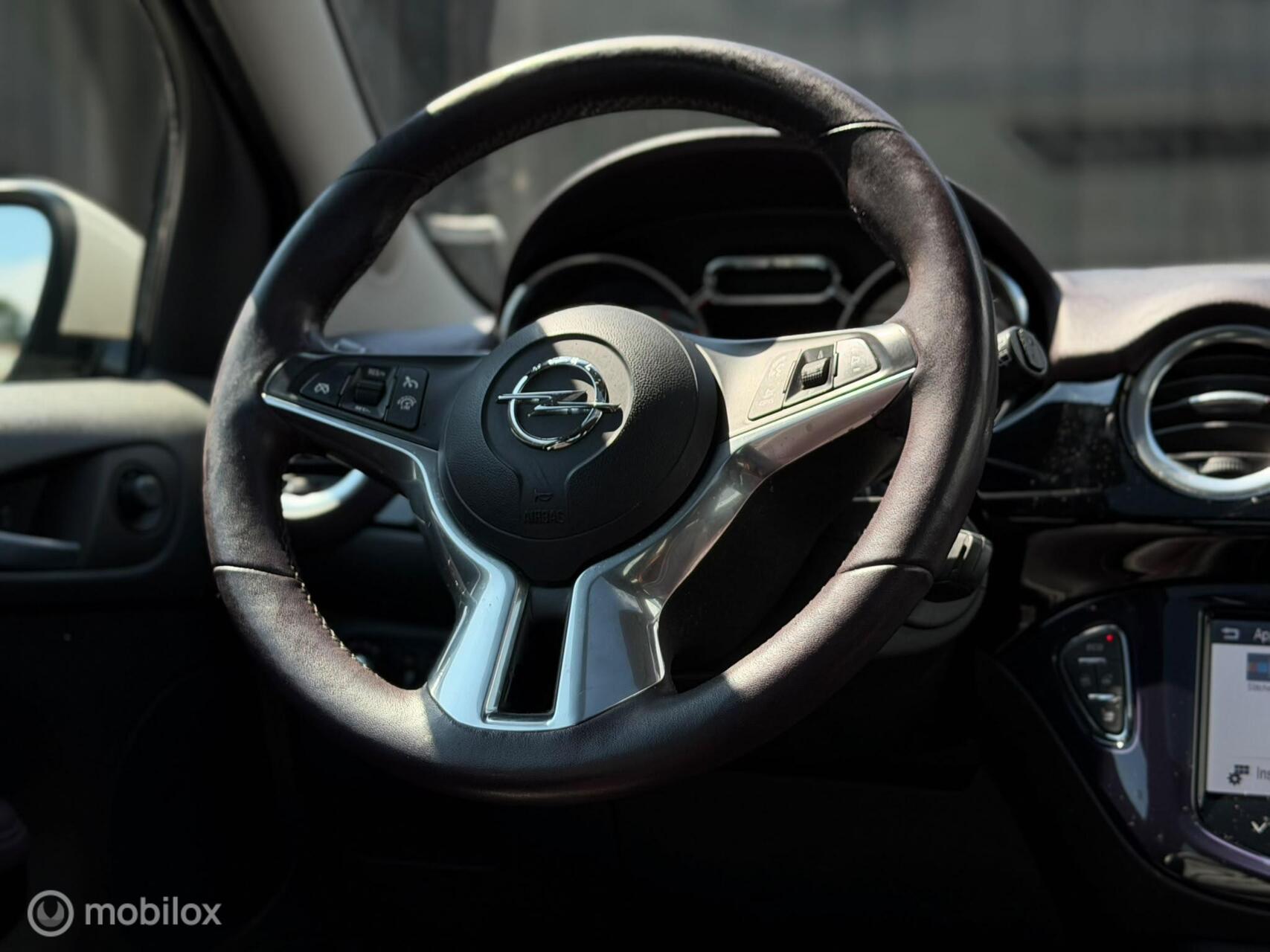 Foto van Opel Adam