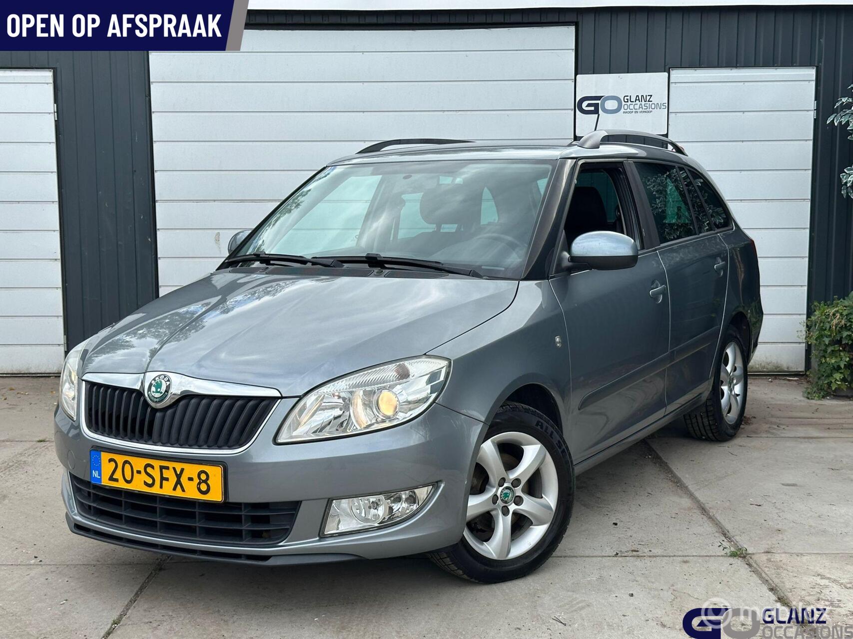 Skoda Fabia 1.2 TSI Tour 2011 - voorkant