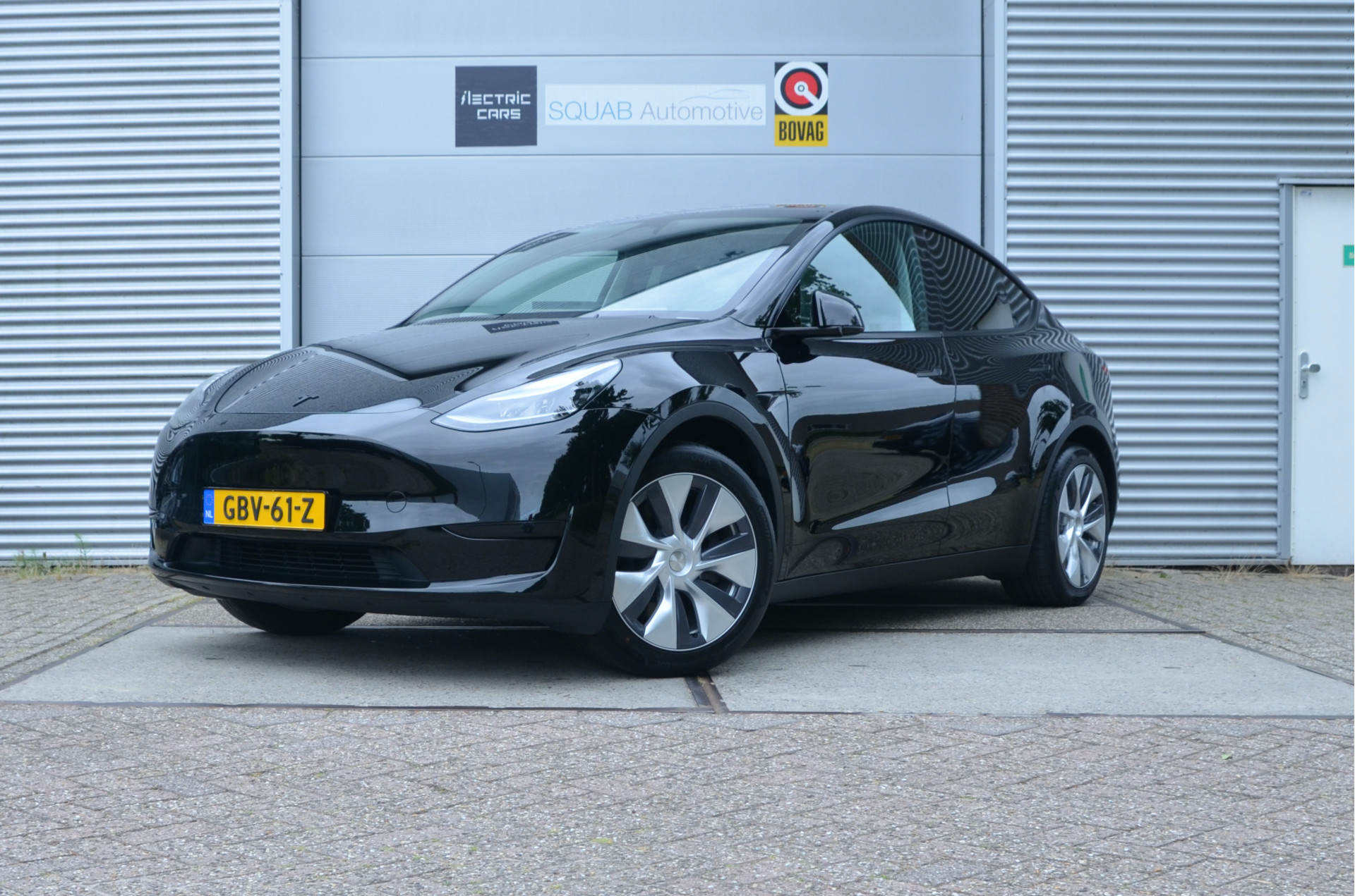 Tesla Model Y RWD 58 kWh 2024 - voorkant