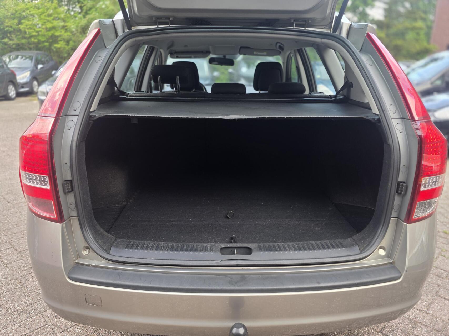 Foto van Kia Cee D