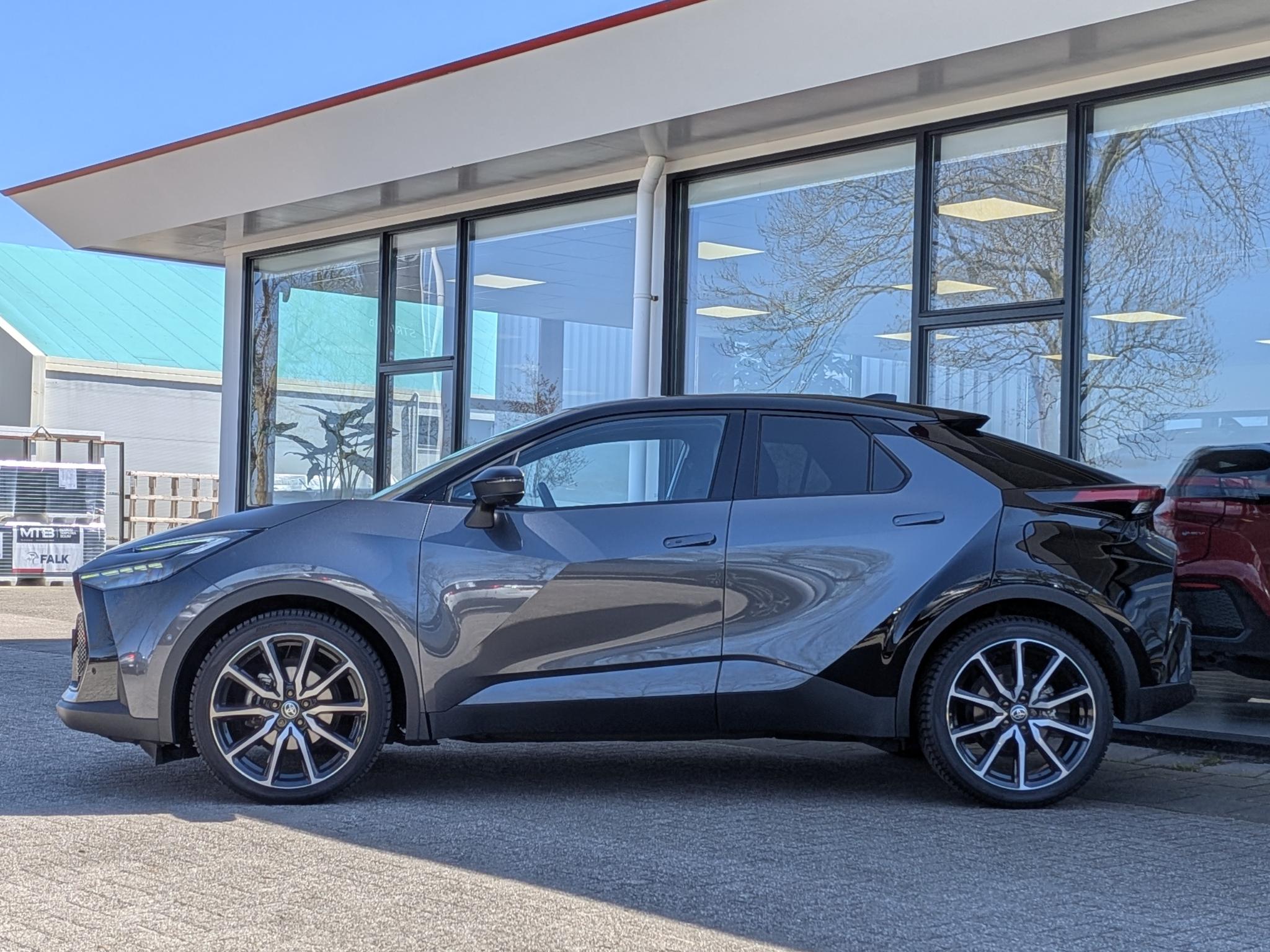 Foto van Toyota Toyota C-hr