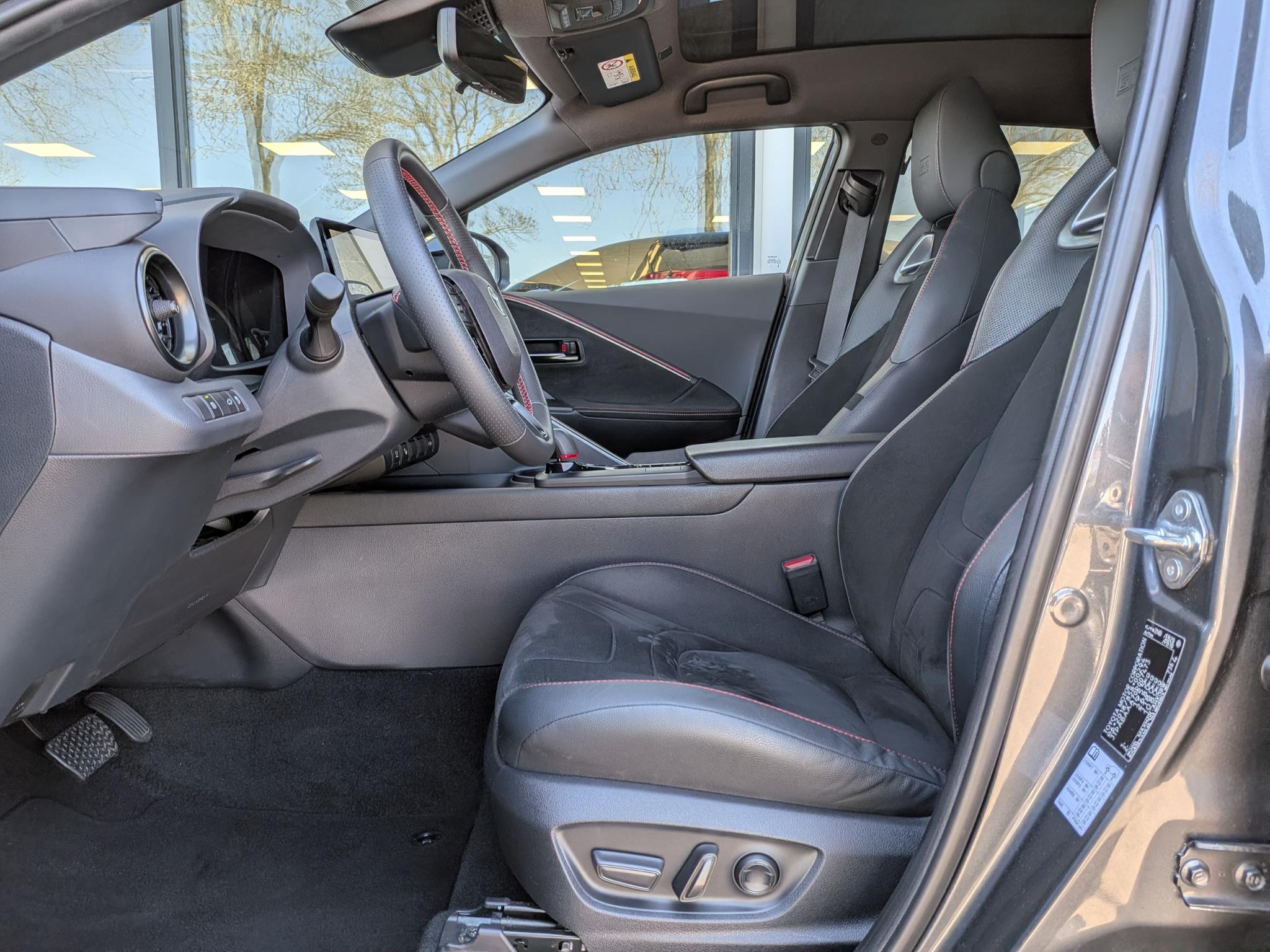 Foto van Toyota Toyota C-hr