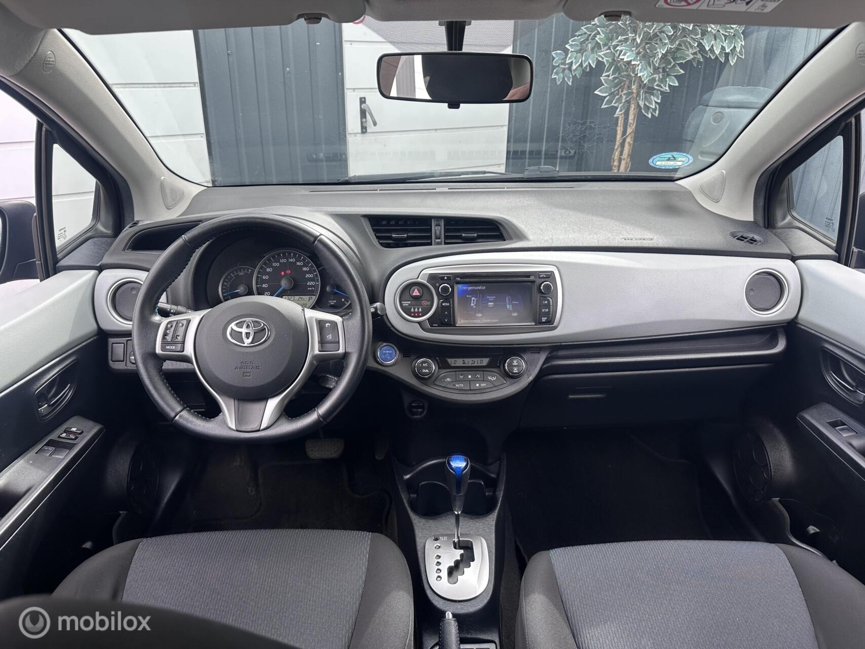 Foto van Toyota Toyota Yaris Hybrid