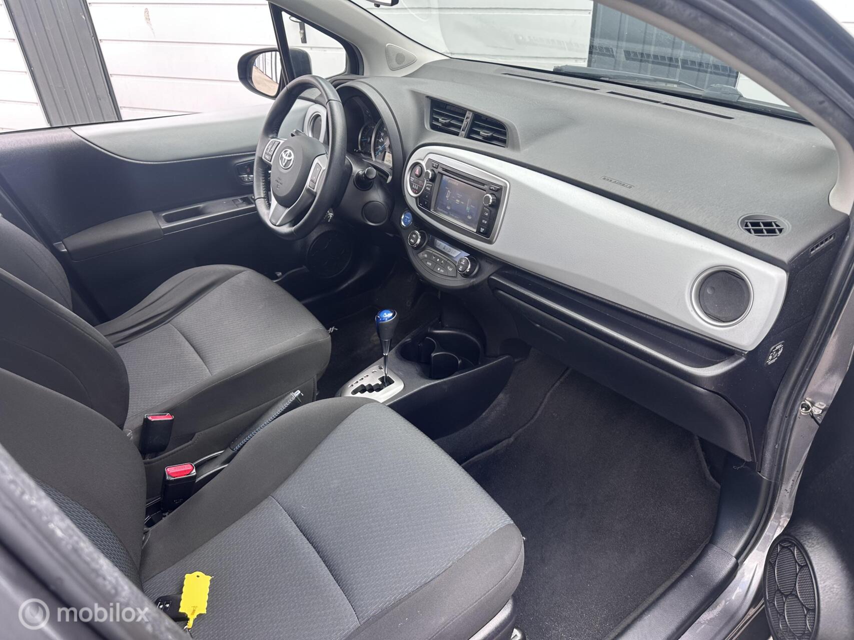 Foto van Toyota Toyota Yaris Hybrid