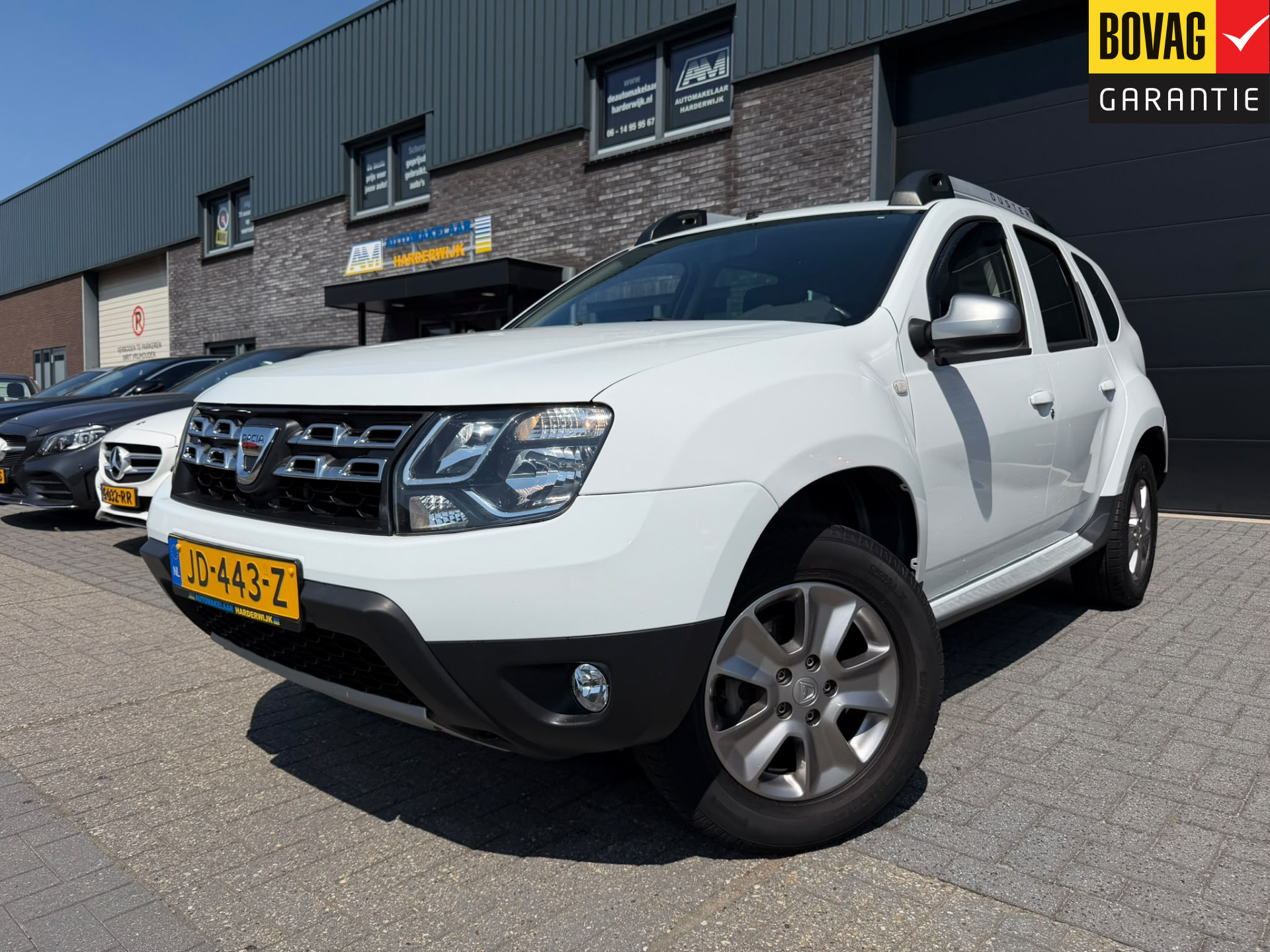 Dacia Duster 1.2 TCe 4x2 10th Anniversary 2016 - voorkant