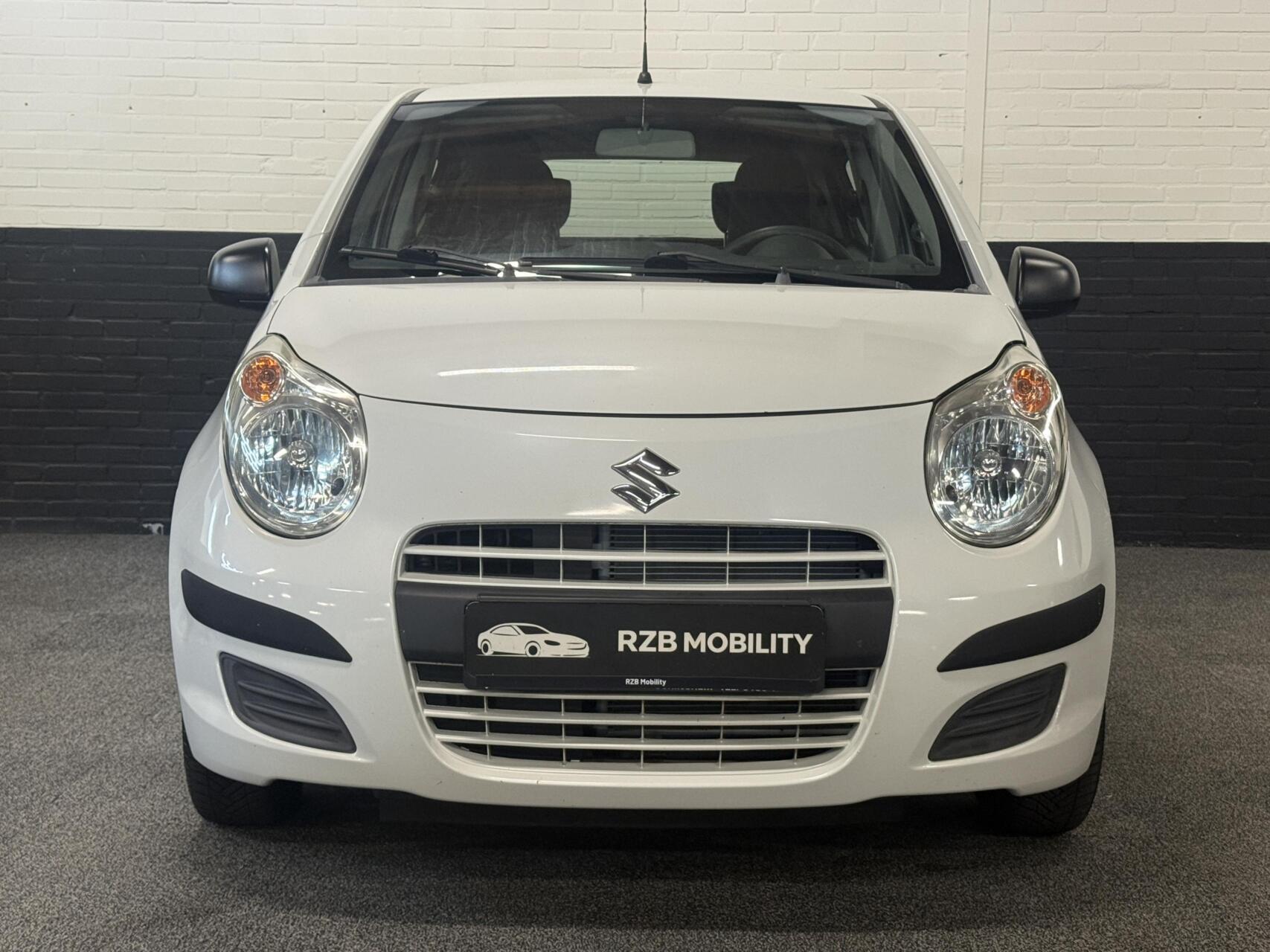 Foto van Suzuki Alto