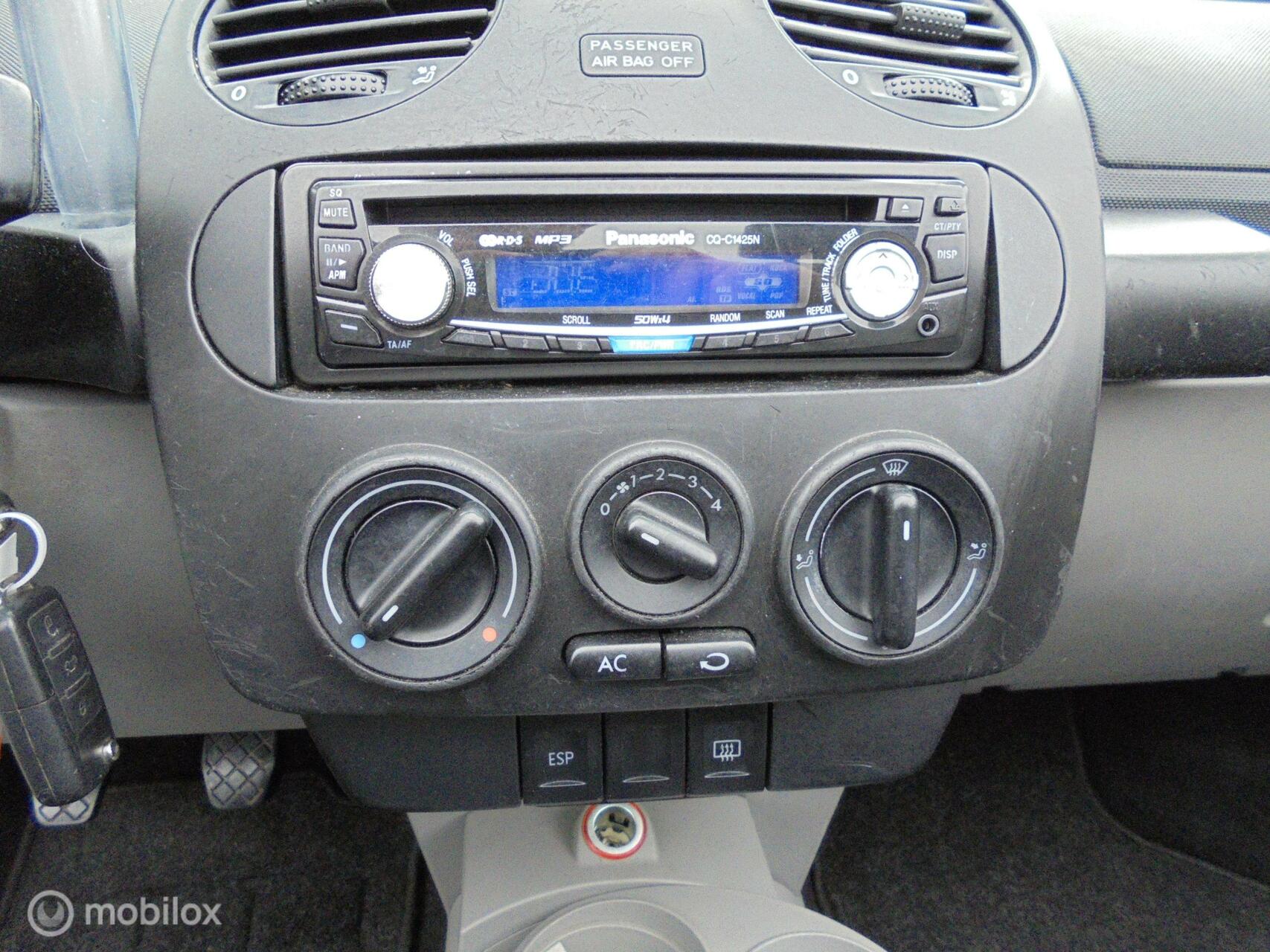 Foto van Volkswagen New Beetle Cabriolet