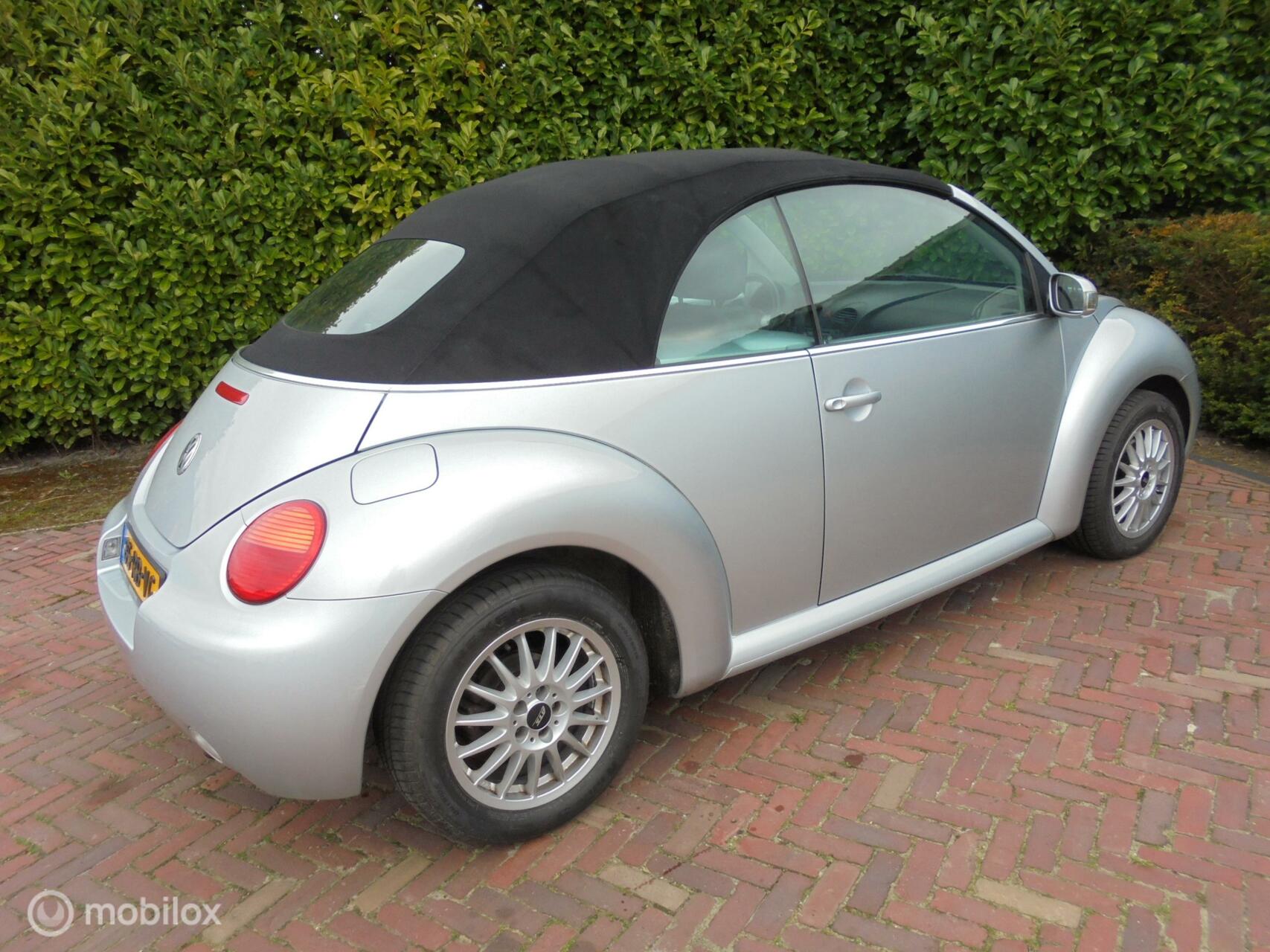 Foto van Volkswagen New Beetle Cabriolet