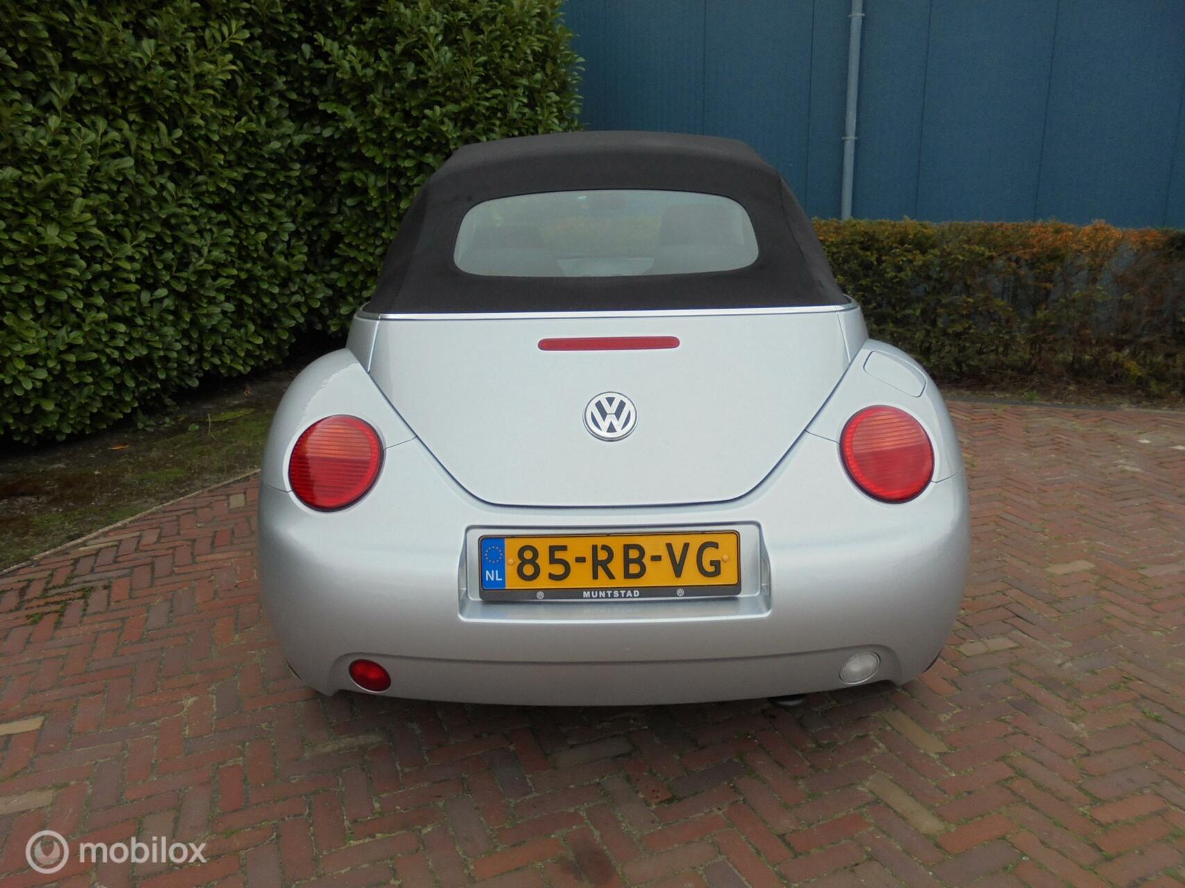 Foto van Volkswagen New Beetle Cabriolet