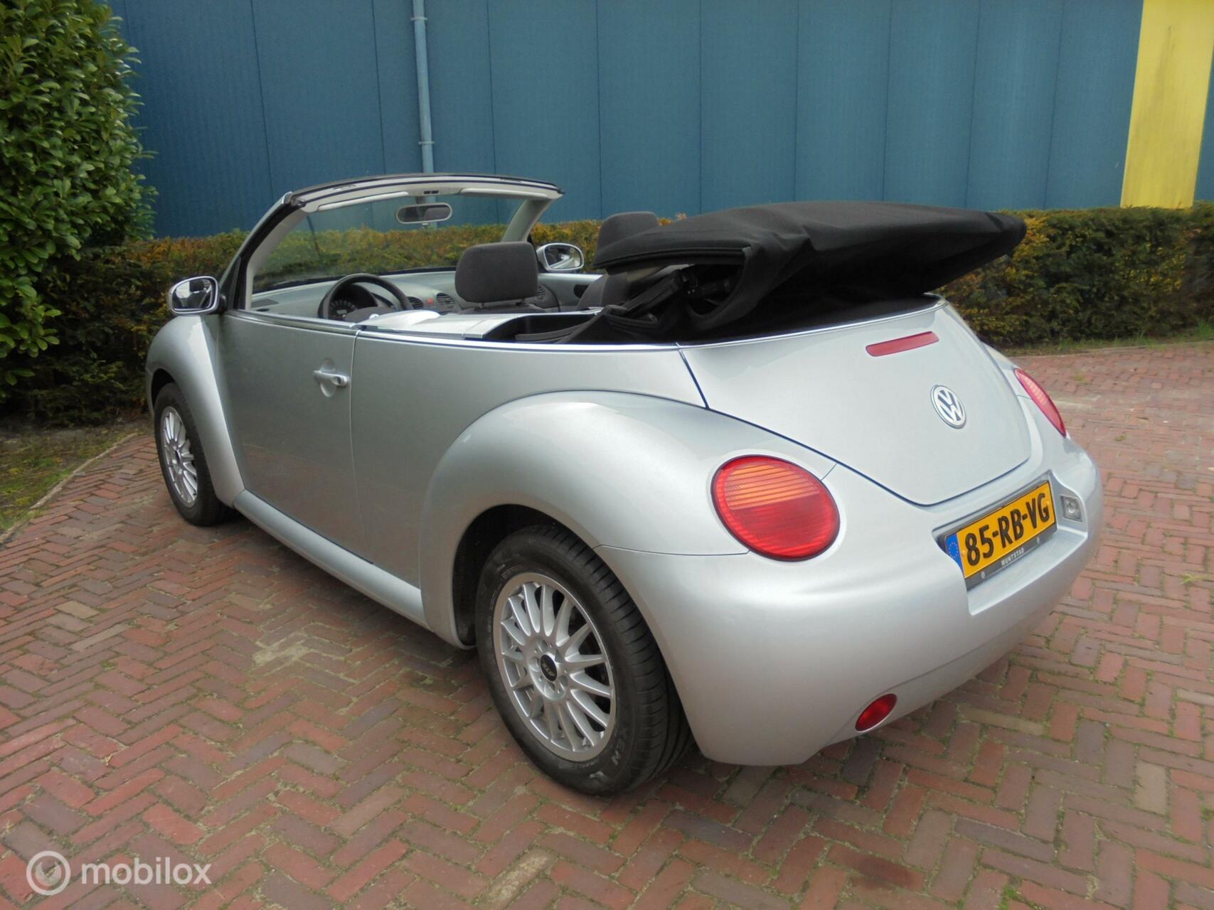 Foto van Volkswagen New Beetle Cabriolet