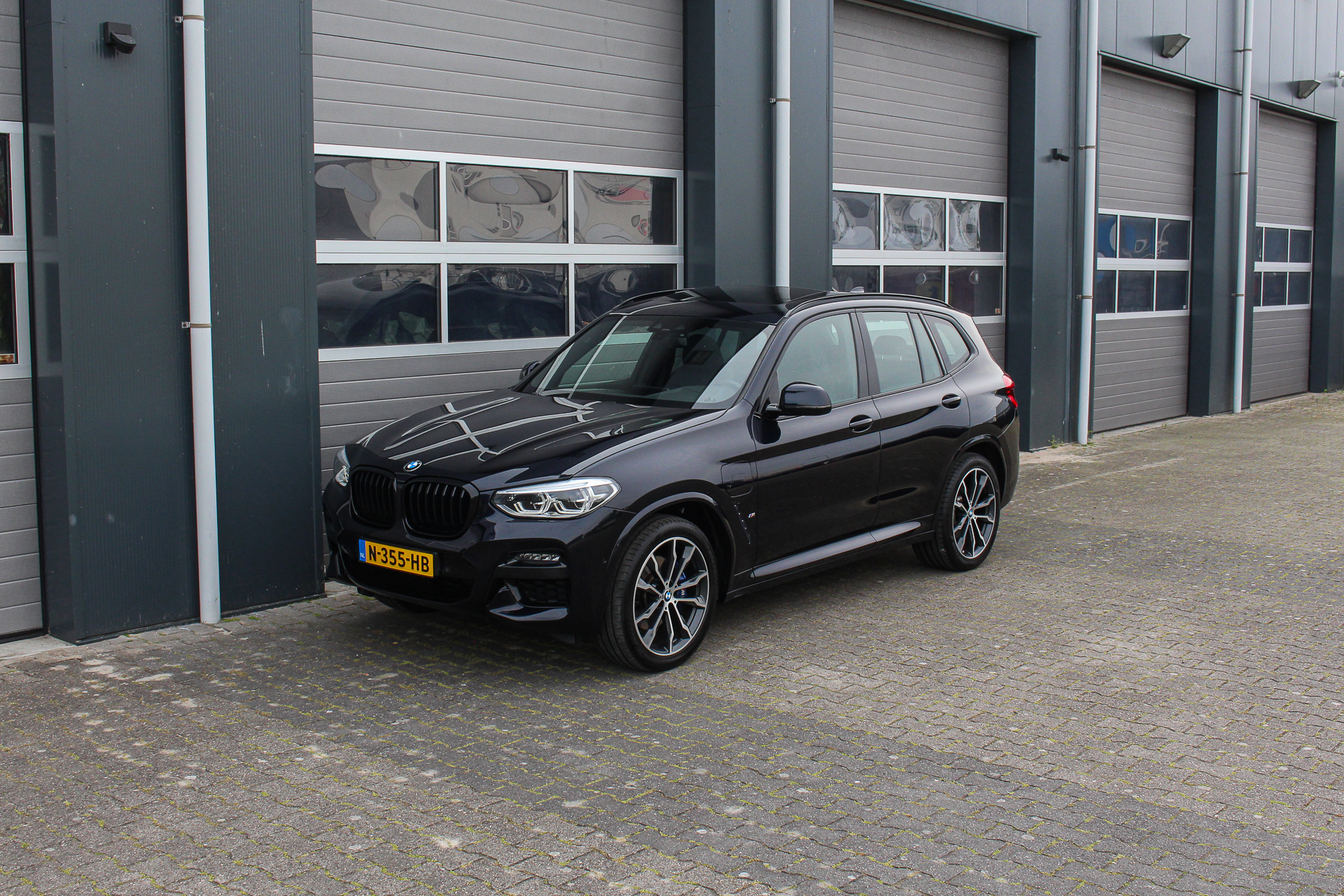 Foto van BMW X3 Xdrive30e