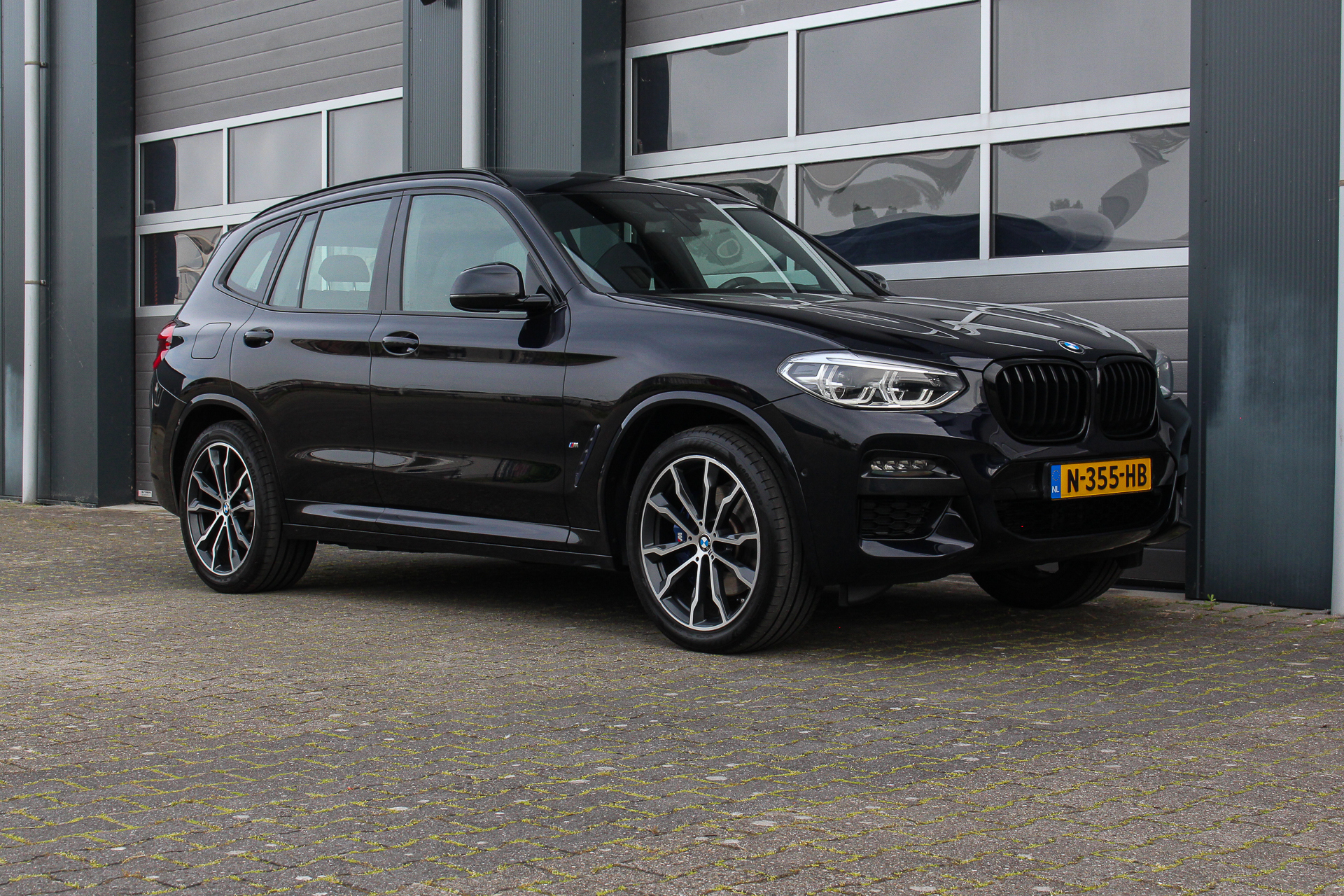 Foto van BMW X3 Xdrive30e