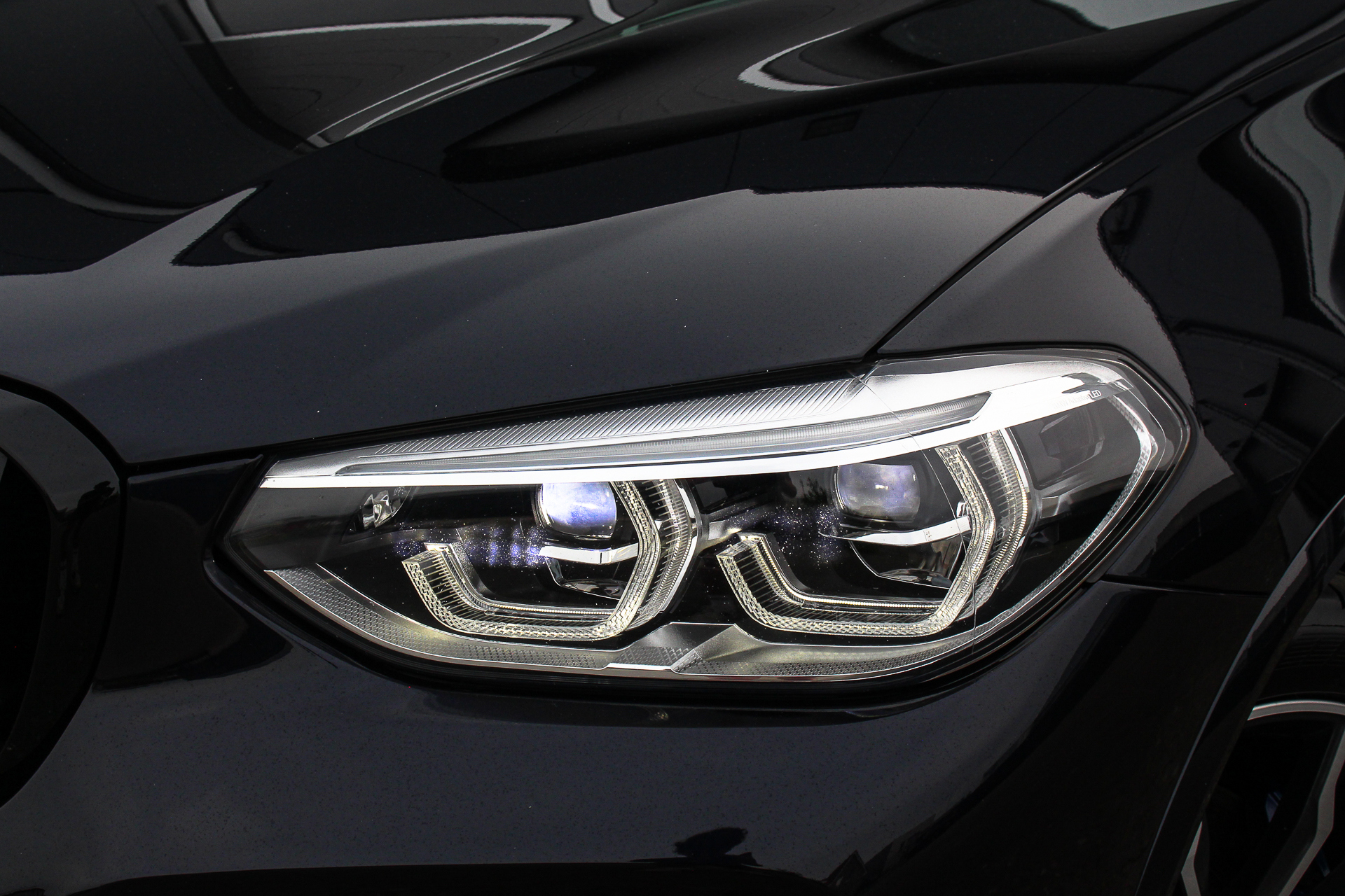 Foto van BMW X3 Xdrive30e