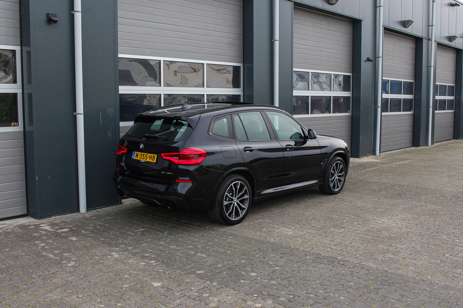 Foto van BMW X3 Xdrive30e