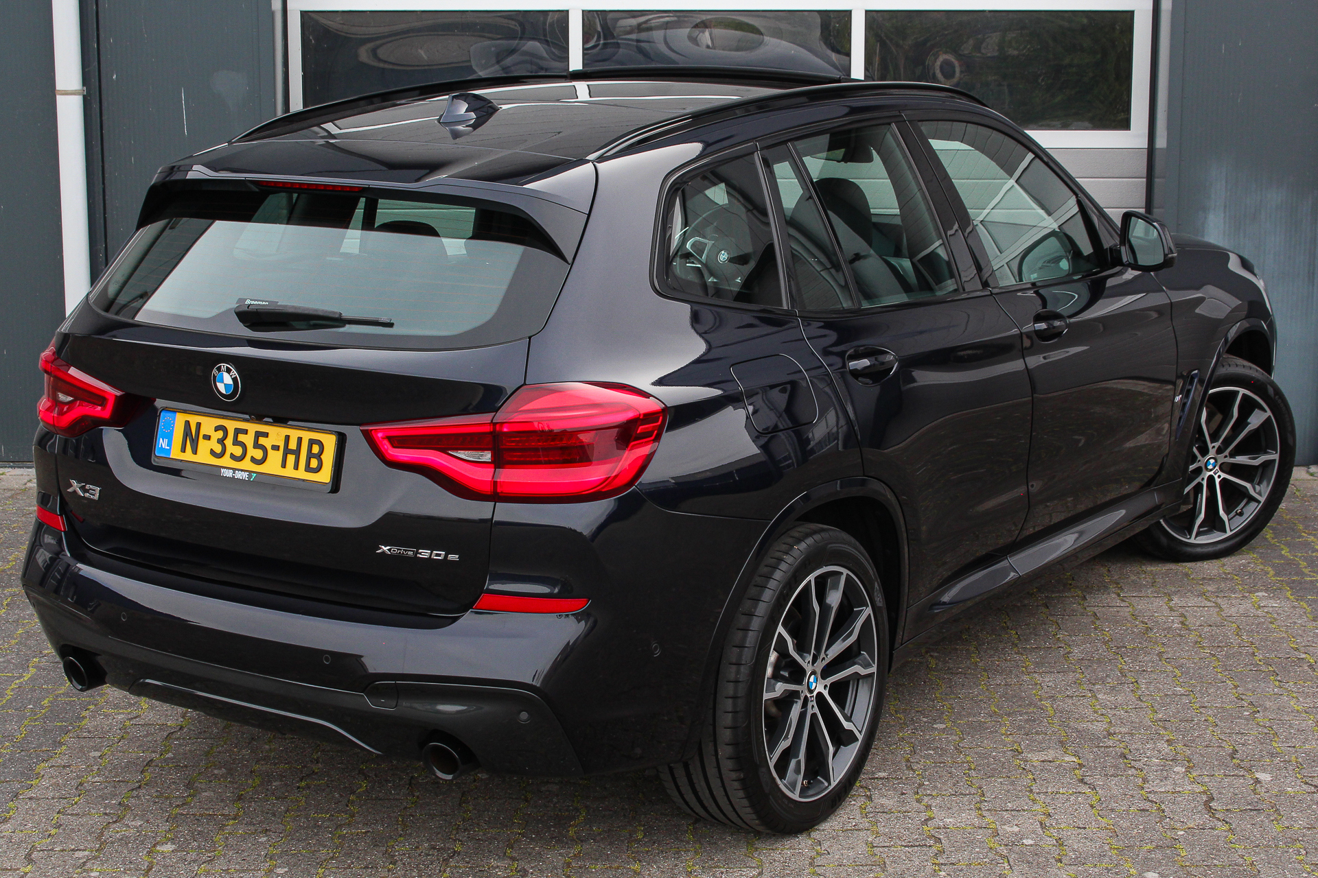 Foto van BMW X3 Xdrive30e