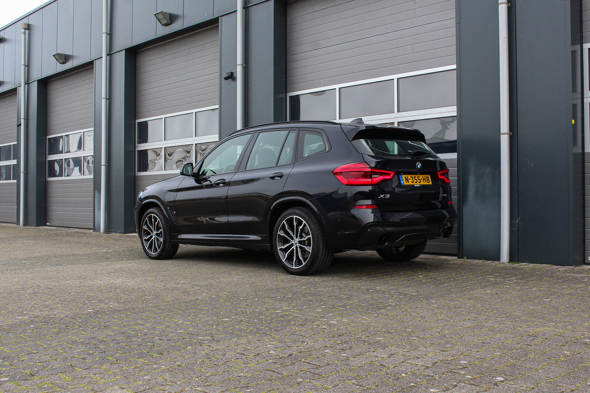 Foto van BMW X3 Xdrive30e