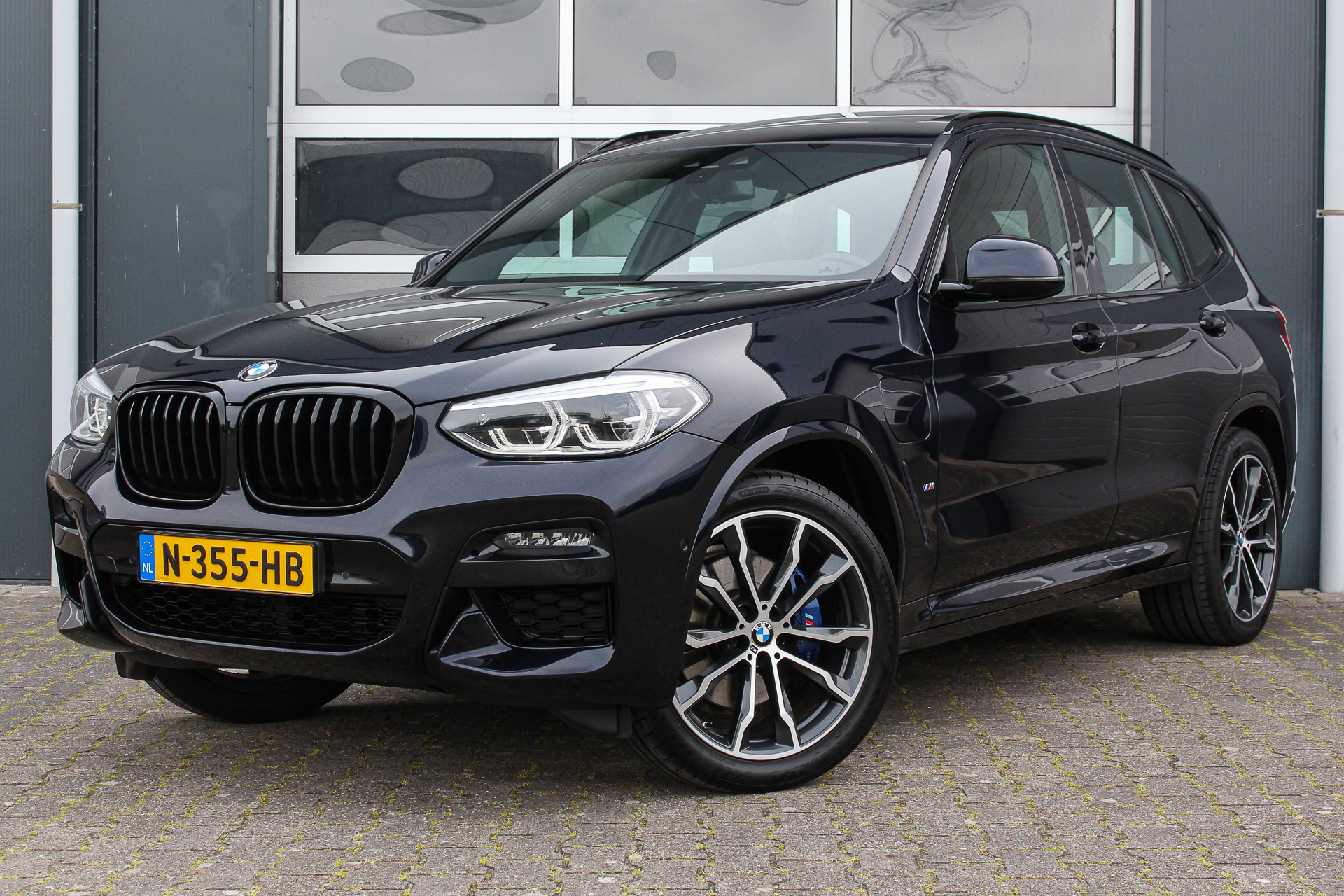 Foto van BMW X3 Xdrive30e