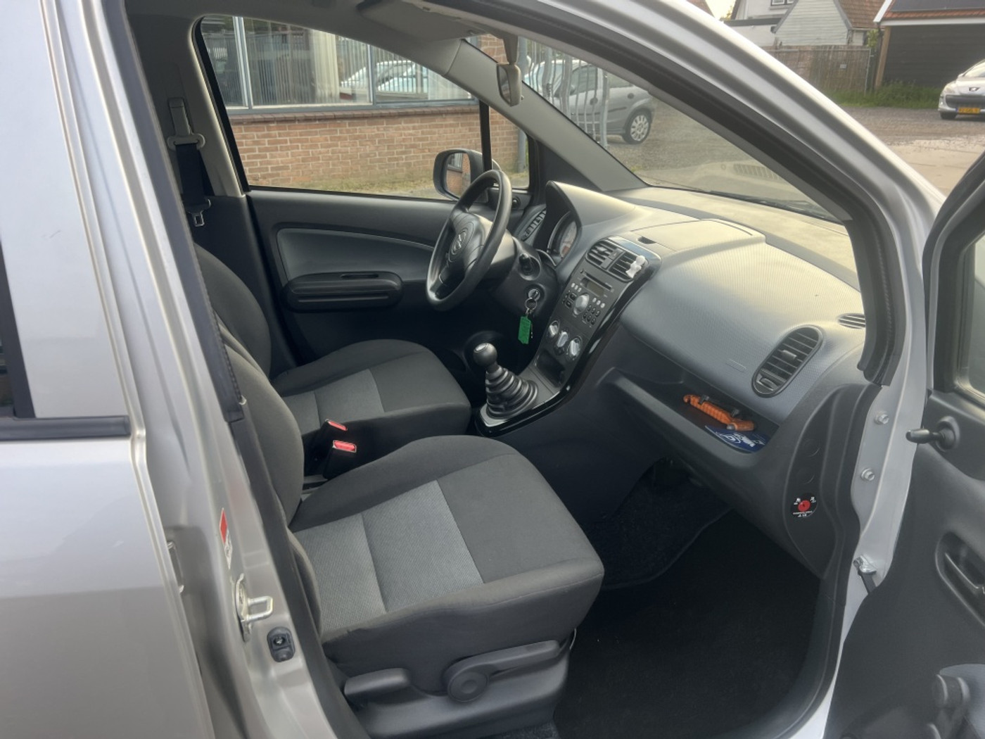 Foto van Opel Agila