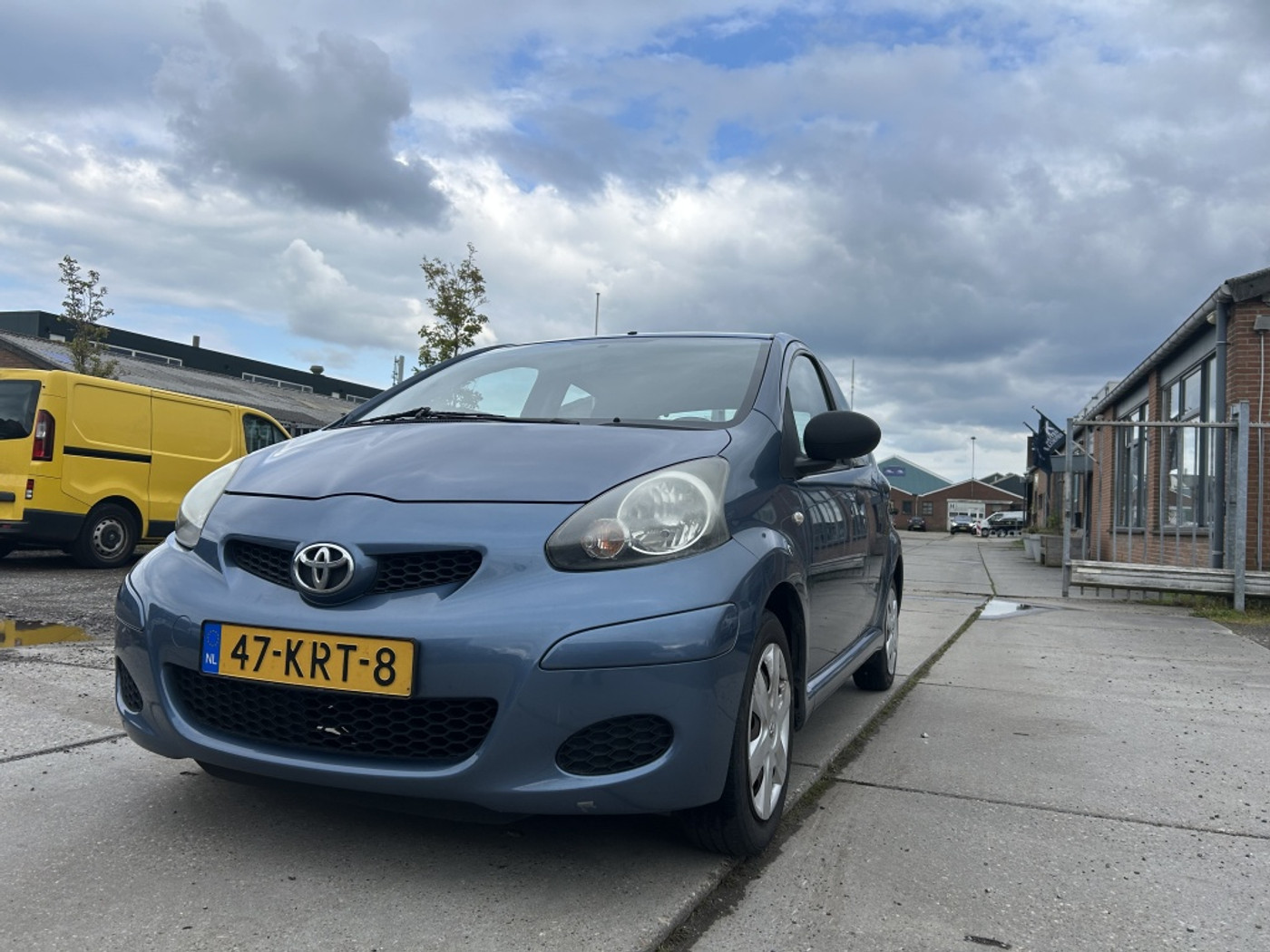 Toyota Toyota Aygo 1.0-12V Access 2010 - voorkant