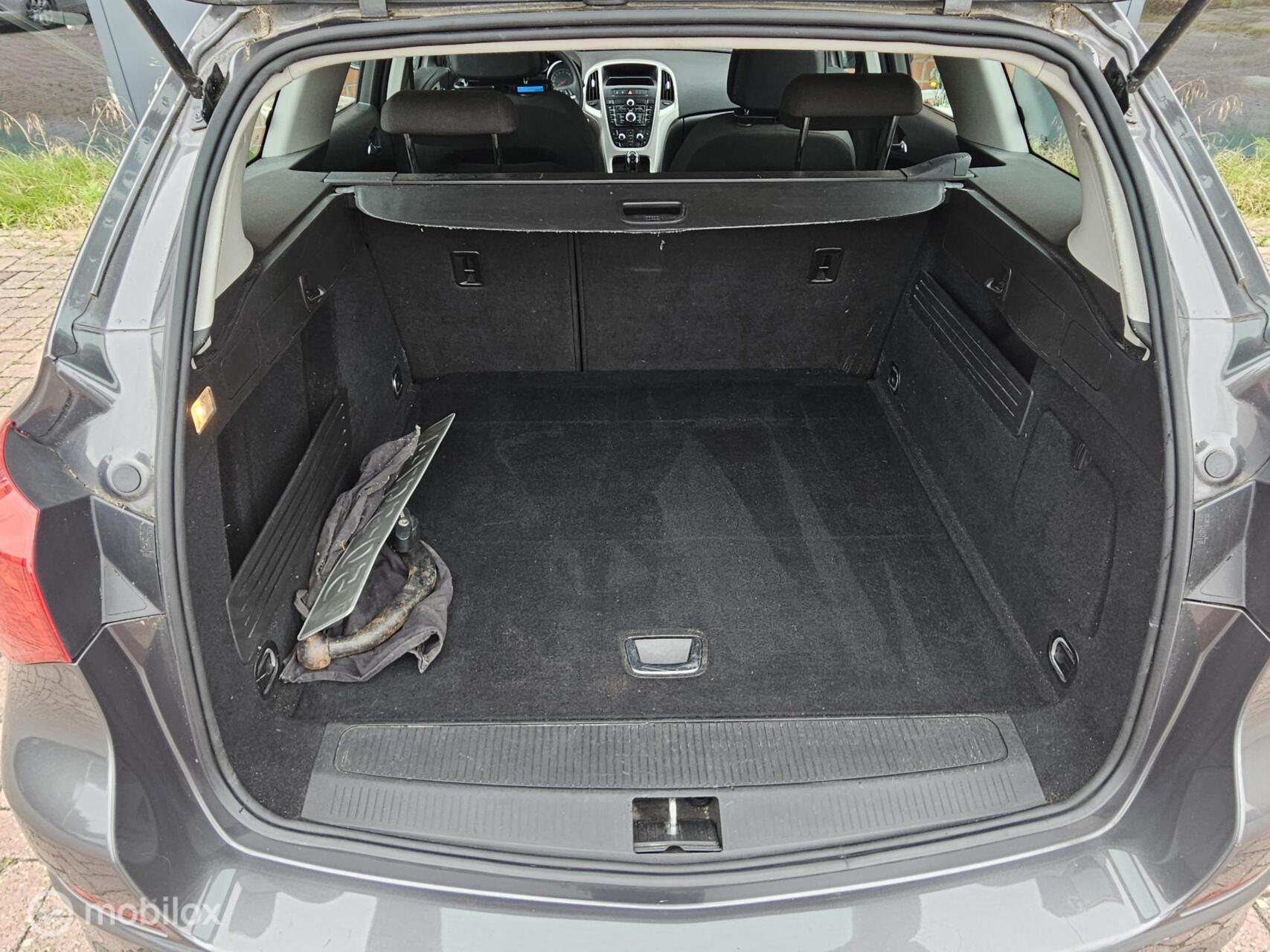 Foto van Opel Astra Sports Tourer
